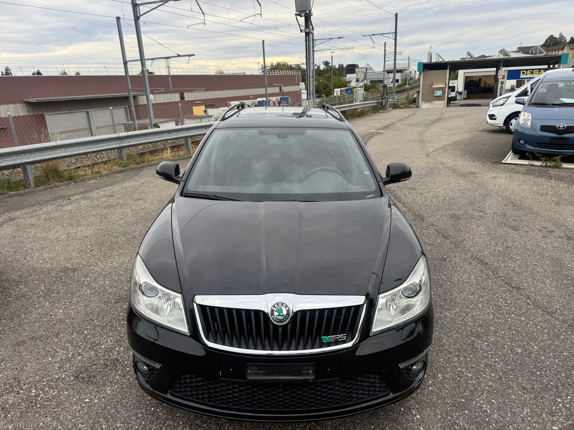 SKODA Octavia Combi 2.0 TSI RS DSG-showroom-element-1