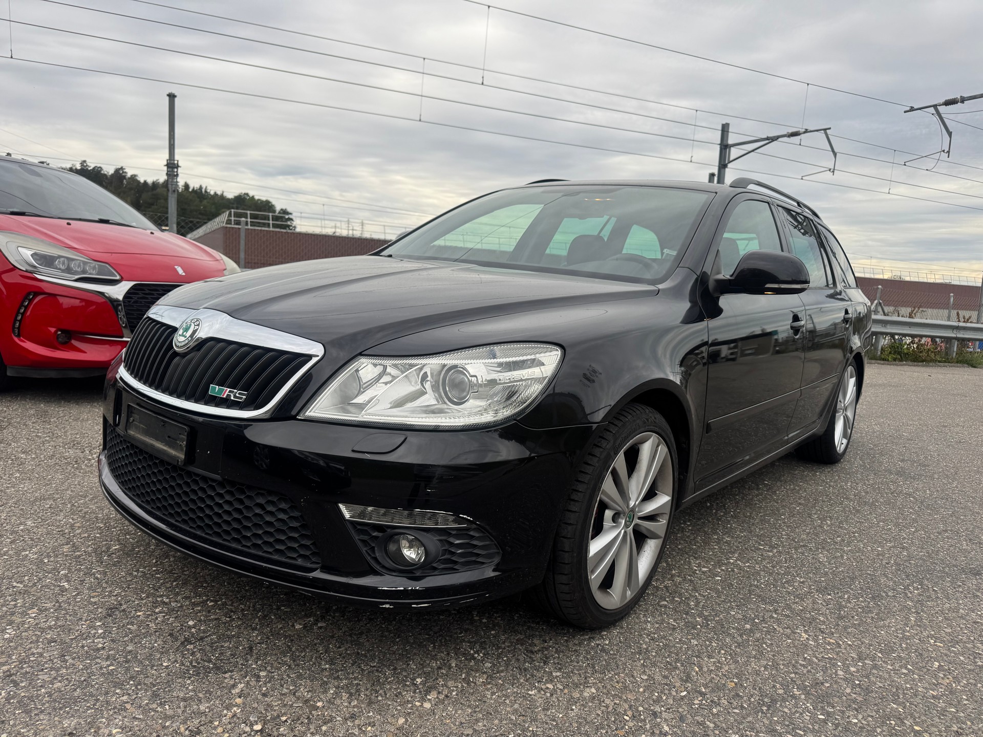 SKODA Octavia Combi 2.0 TSI RS DSG