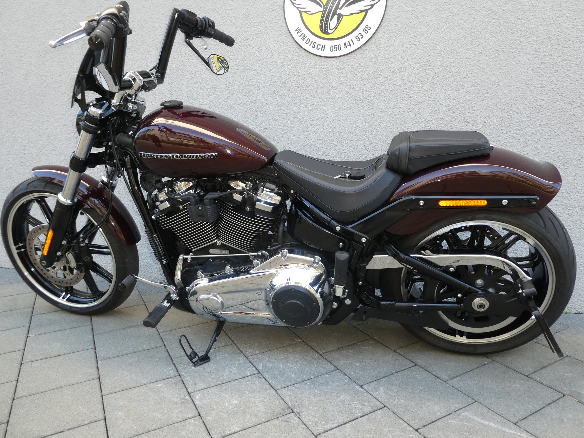 HARLEY-DAVIDSON FXBRS Breakout 114-showroom-element-1