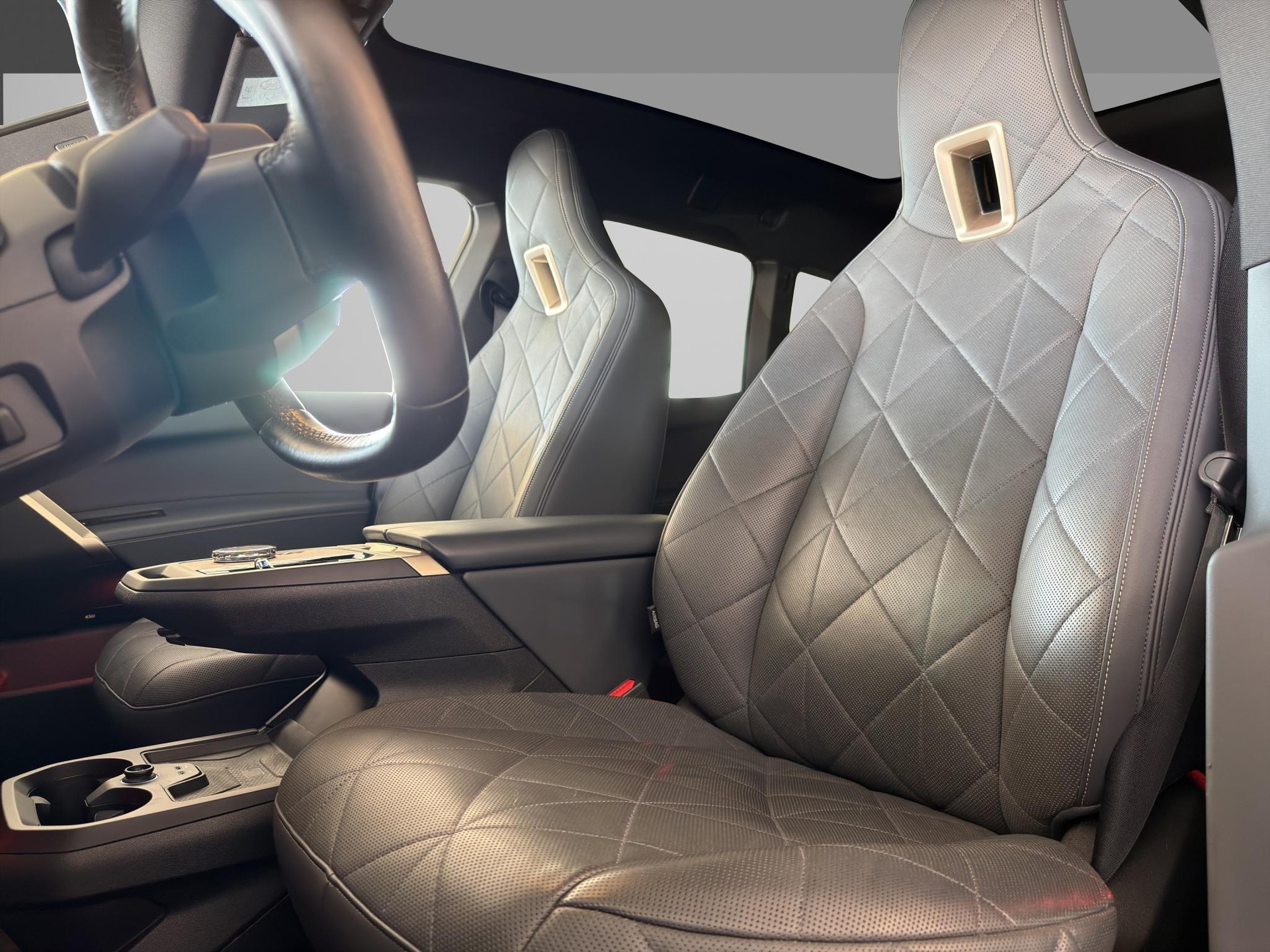 BMW iX xDrive50-image-10