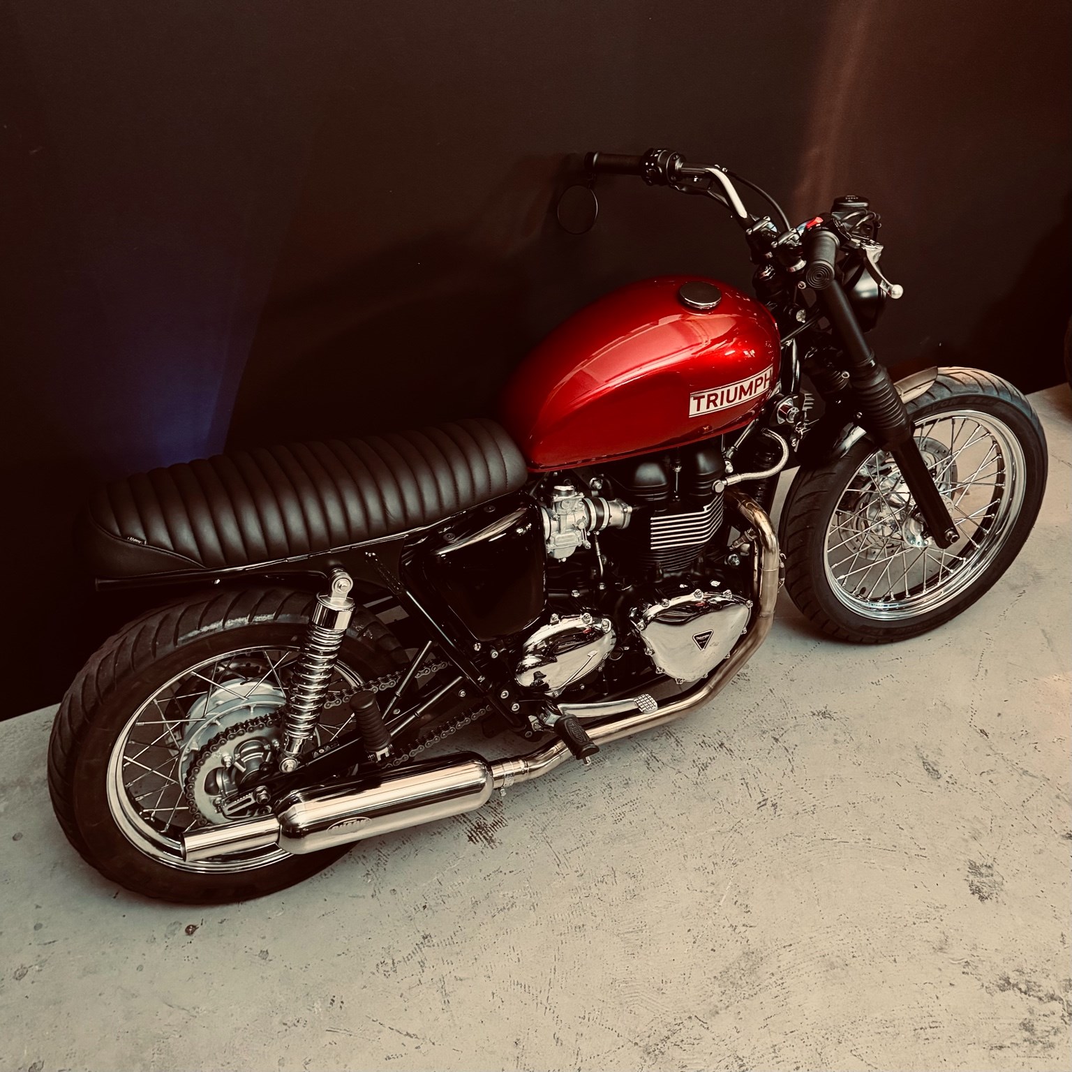 TRIUMPH Bonneville 900 i T 100-image-5