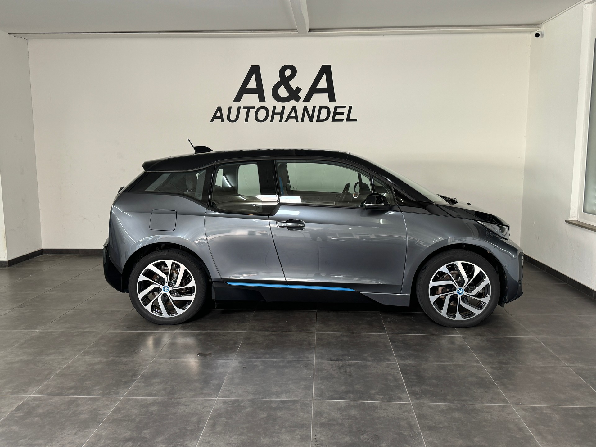 BMW i3 (120Ah) Fleet Edition-showroom-element-2