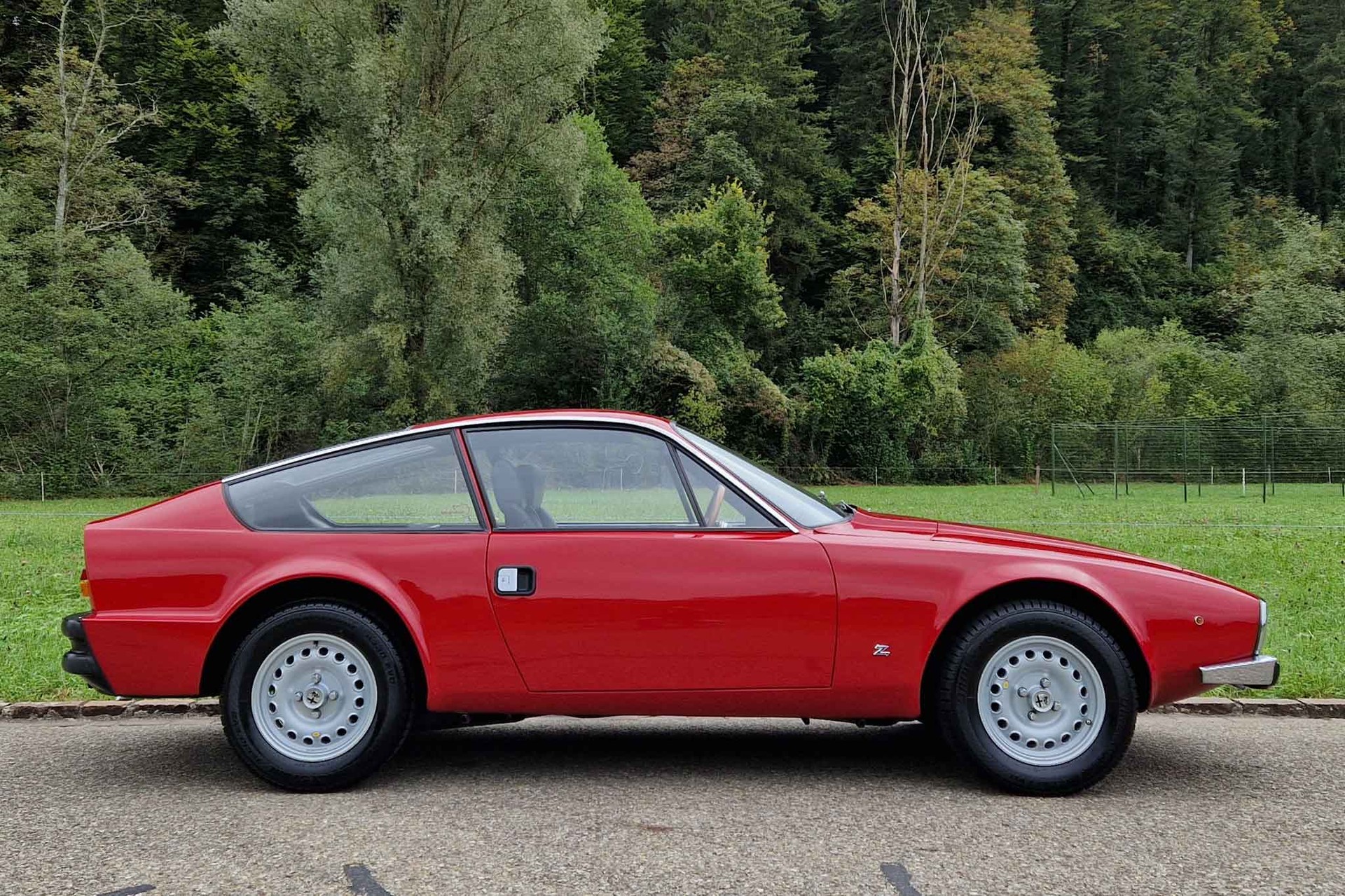 ALFA ROMEO Junior Zagato GT 1600-image-4