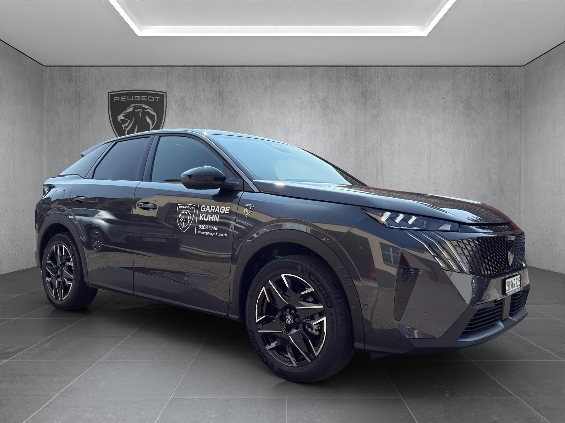 PEUGEOT 3008 1.2 Hybrid GT-showroom-element-2