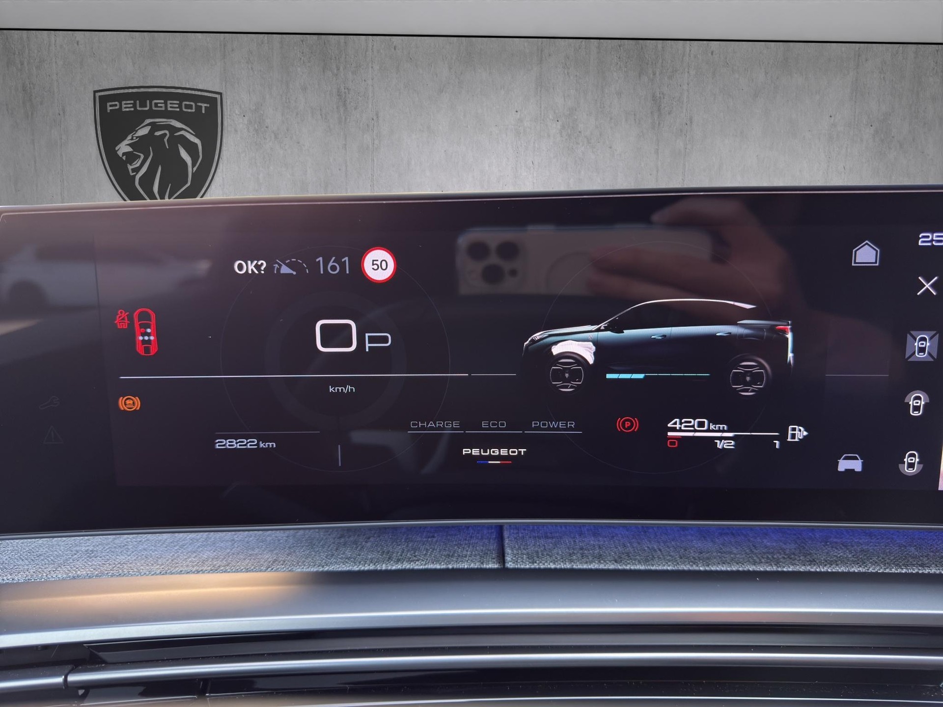 PEUGEOT 3008 1.2 Hybrid GT-image-13