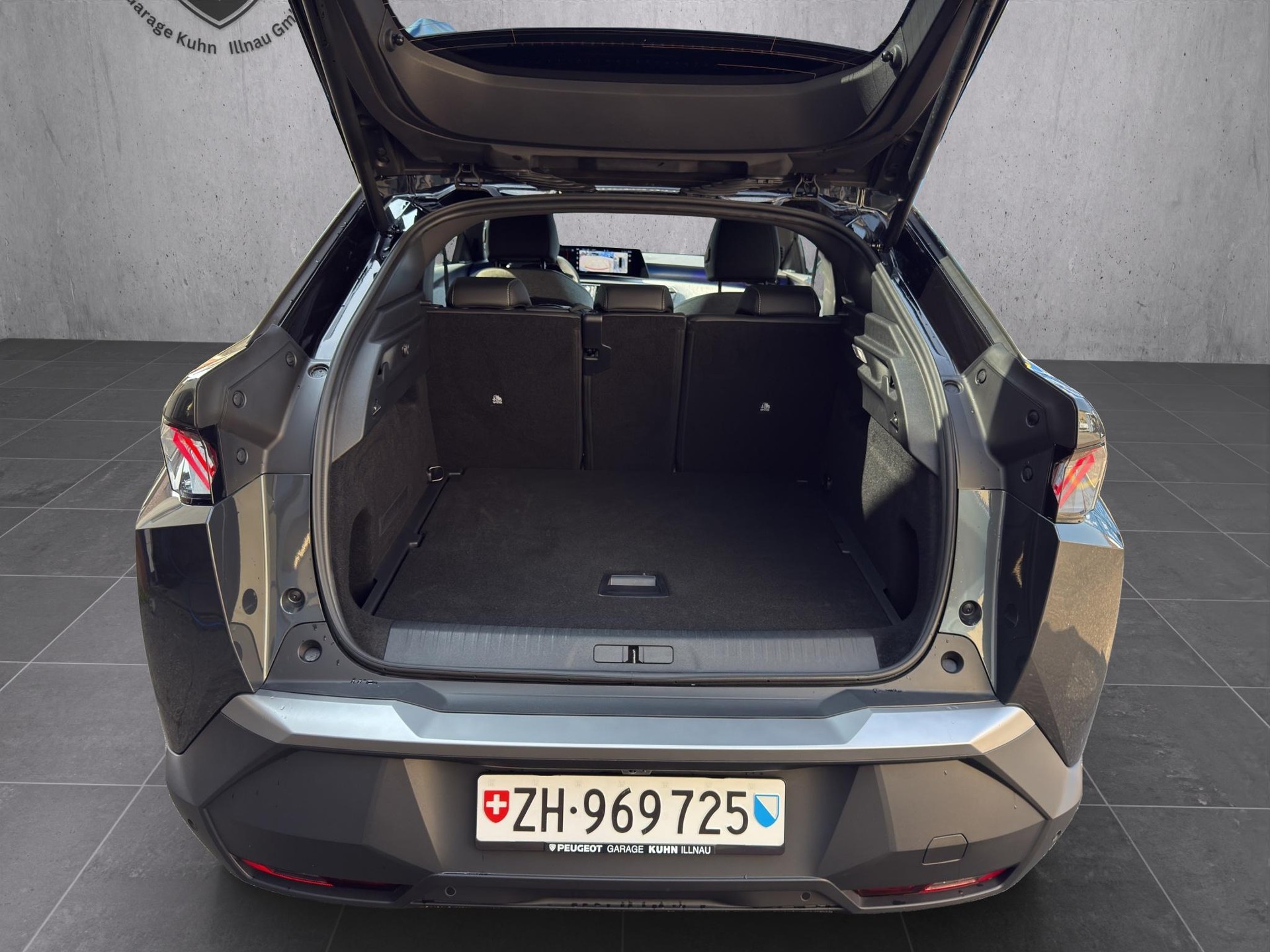 PEUGEOT 3008 1.2 Hybrid GT-image-18