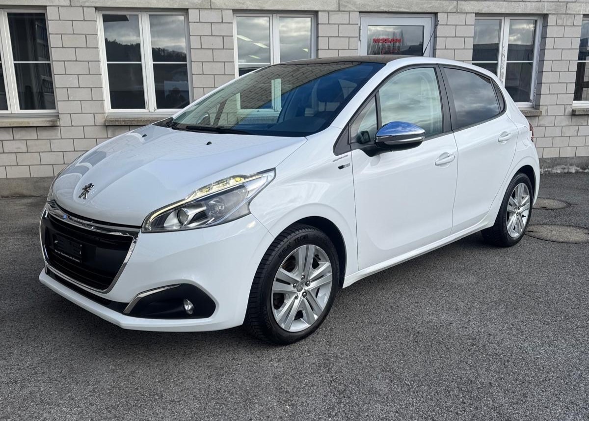 PEUGEOT 208 1.2 PureTech Style