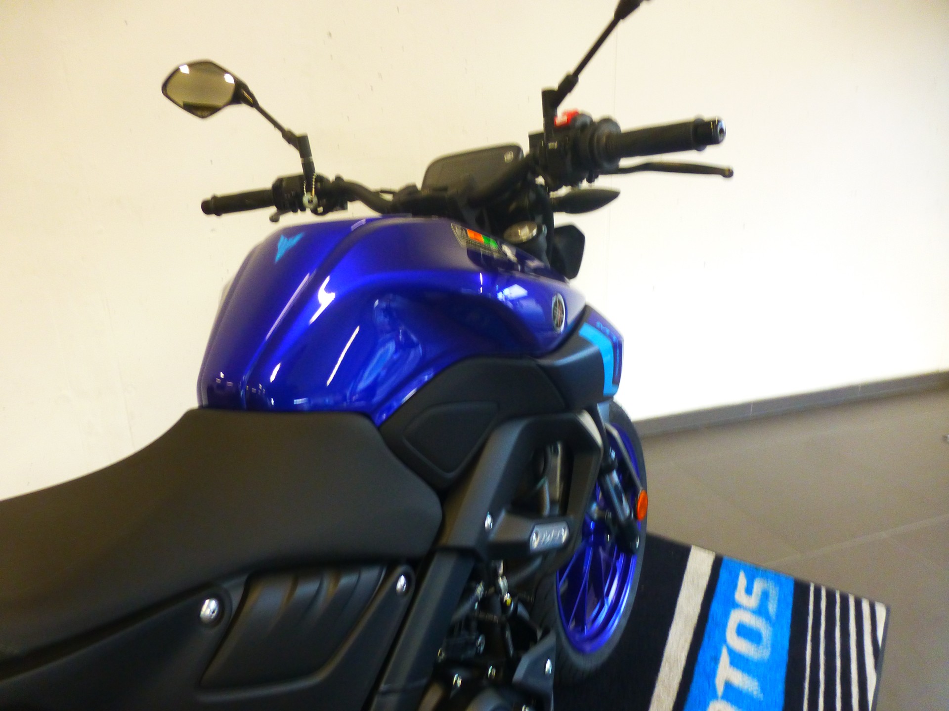 YAMAHA MT-125 ABS-image-13
