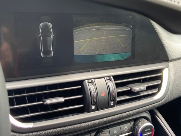 ALFA ROMEO Giulia 2.0 Veloce Premium Sky Q4 AT8-image-14