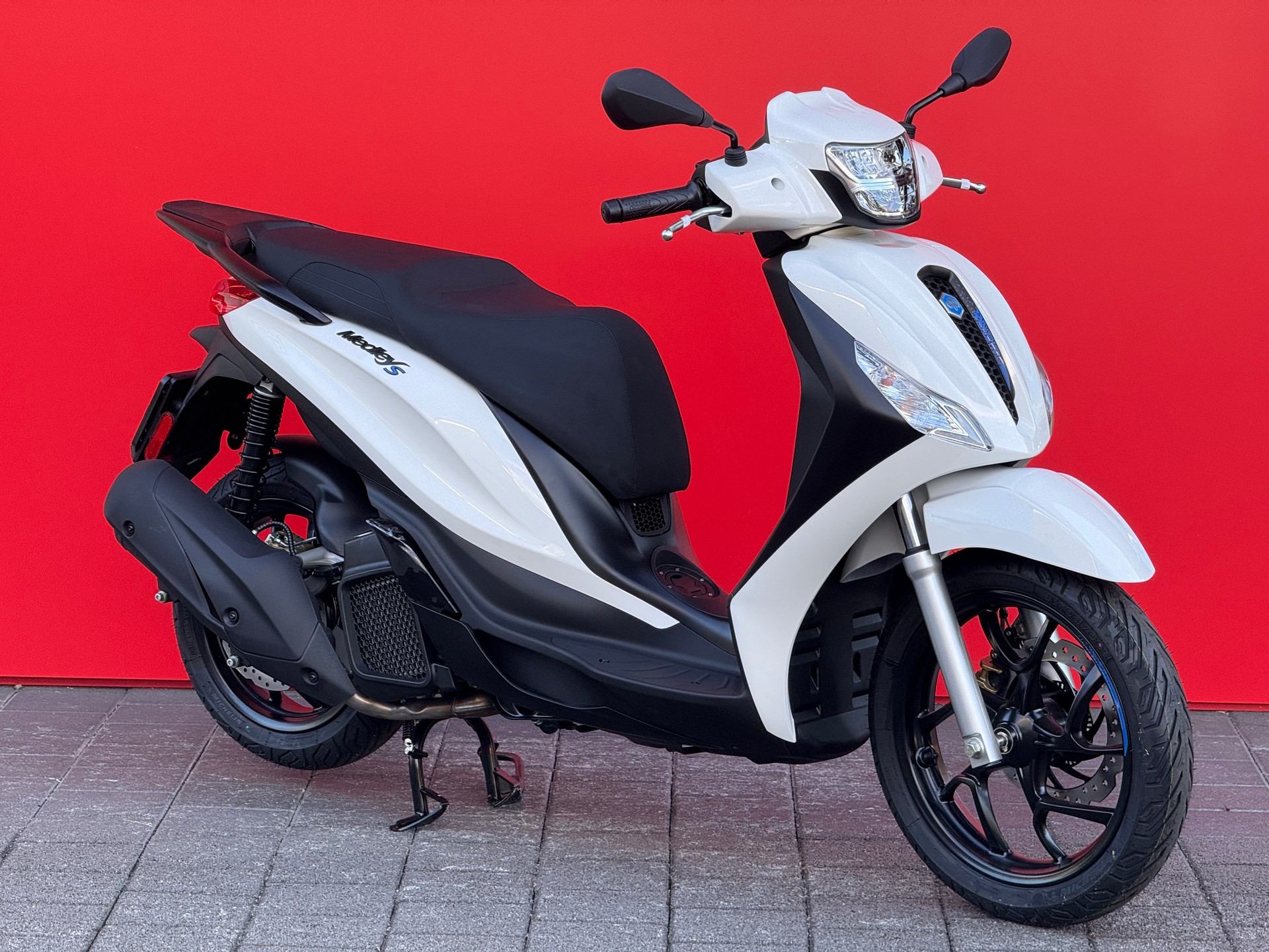 PIAGGIO Medley 125 Sport E5+-image-1