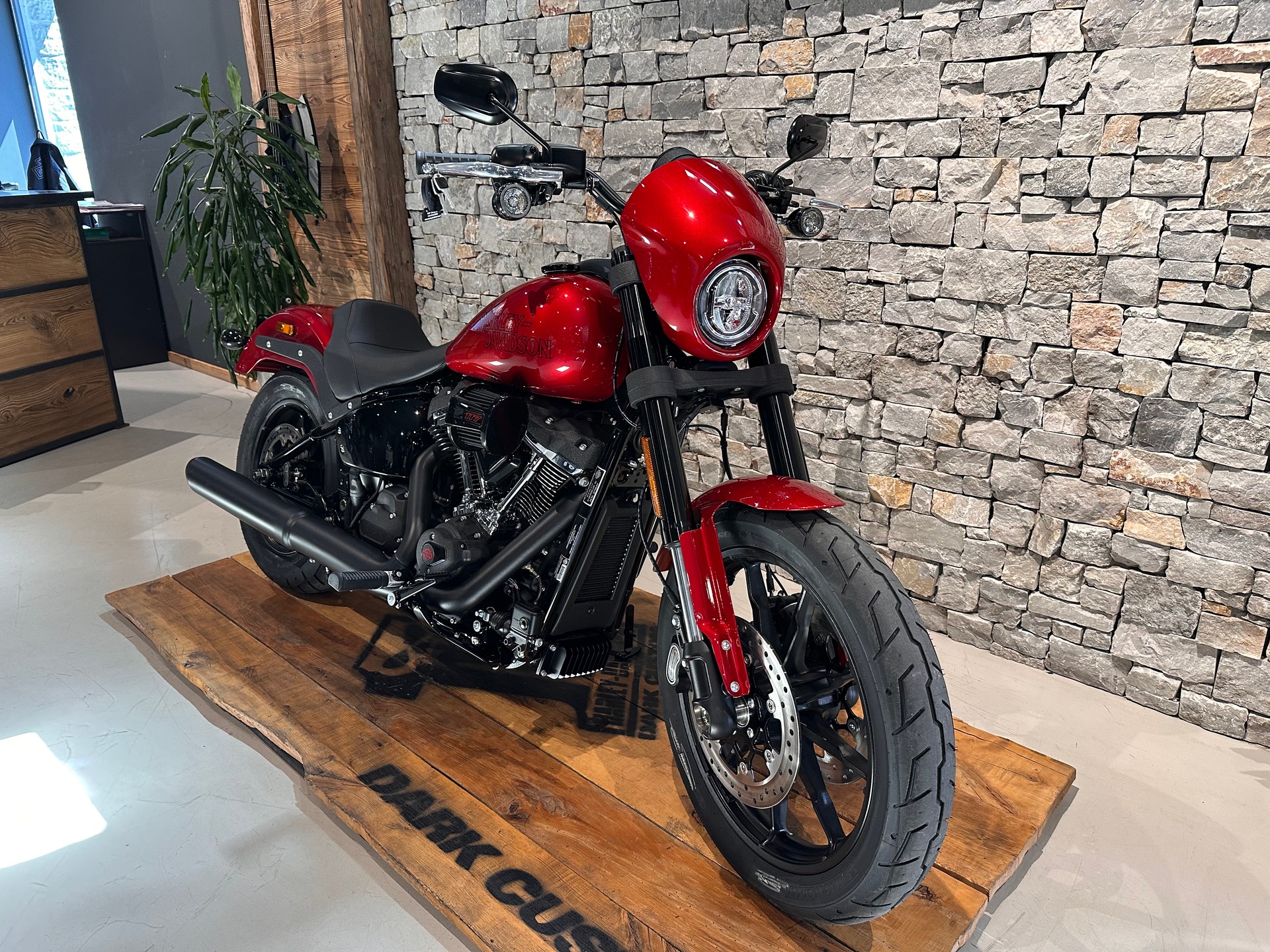 HARLEY-DAVIDSON Lowrider S-image-1