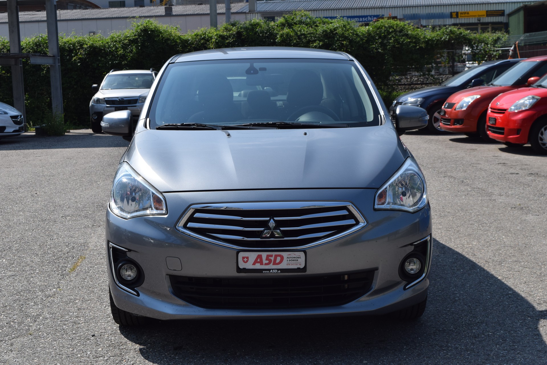 MITSUBISHI Attrage 1.2 Intense-showroom-element-1