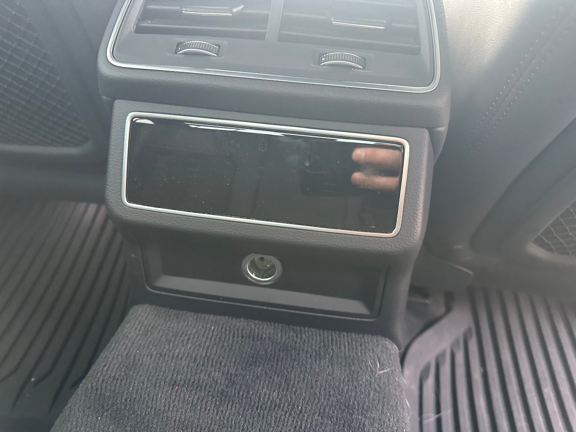 AUDI A6 55 TFSIe Sport quattro S-tronic-image-7