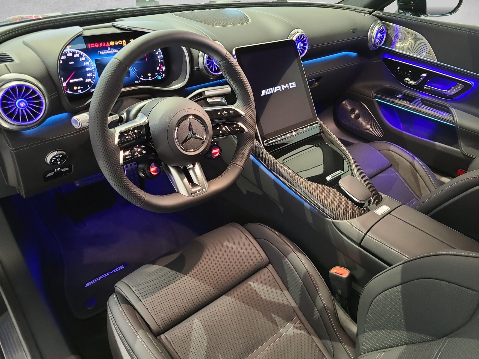 MERCEDES-BENZ AMG GT 63 SE Performance 4Matic+ Executive Edition-image-6