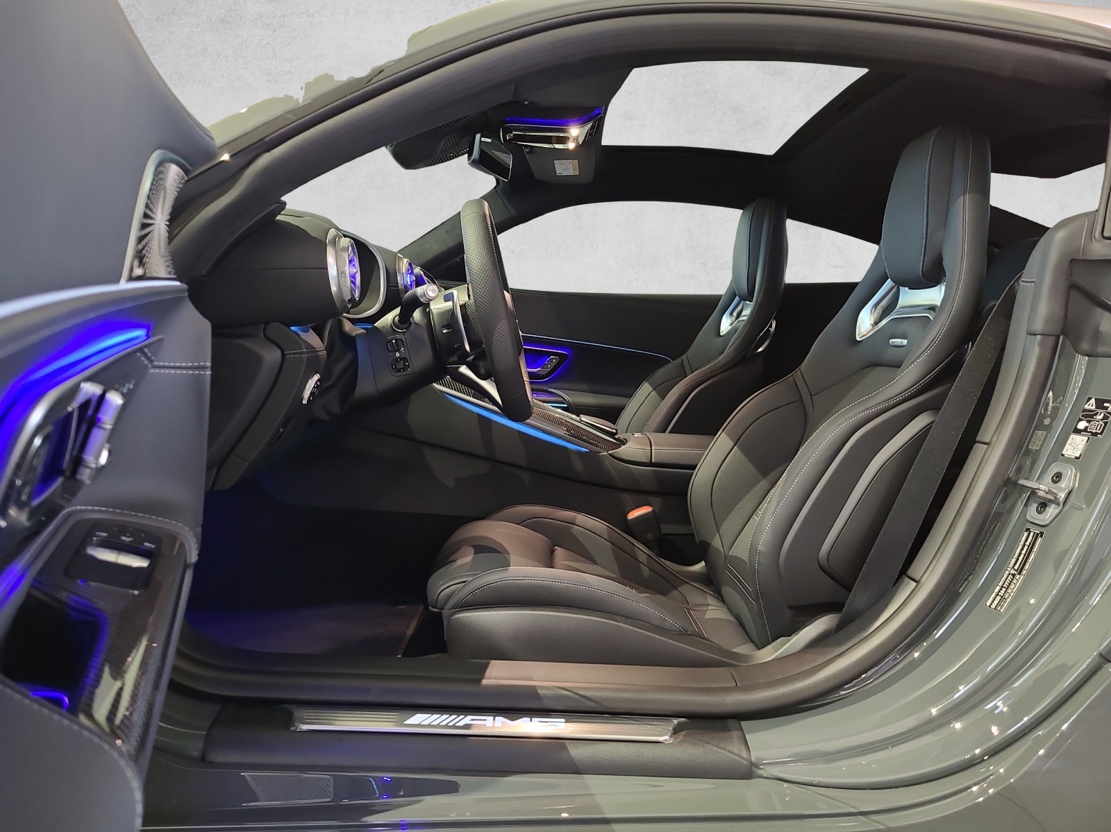 MERCEDES-BENZ AMG GT 63 SE Performance 4Matic+ Executive Edition-image-7