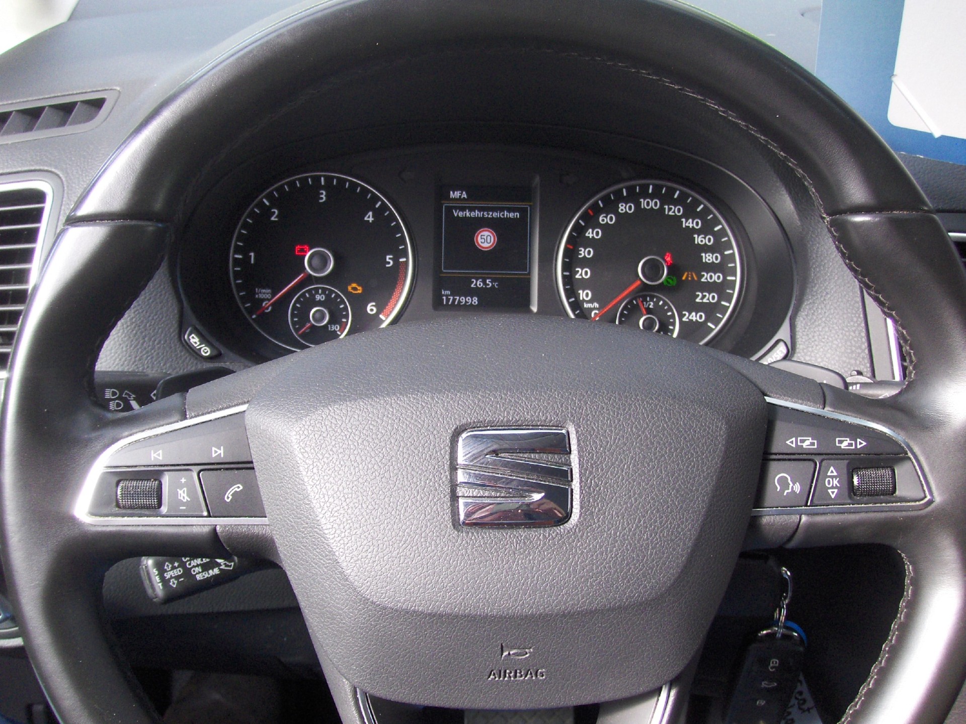SEAT Alhambra 2.0 TDI 4Drive Style-image-7