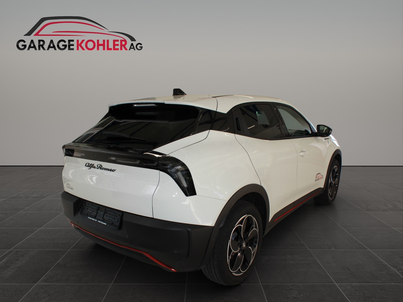 ALFA ROMEO Junior BEV 156 54kWh Speciale Pack Tech-image-4