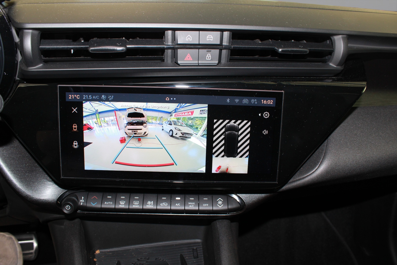 ALFA ROMEO Junior BEV 156 54kWh Speciale Pack Tech-image-10
