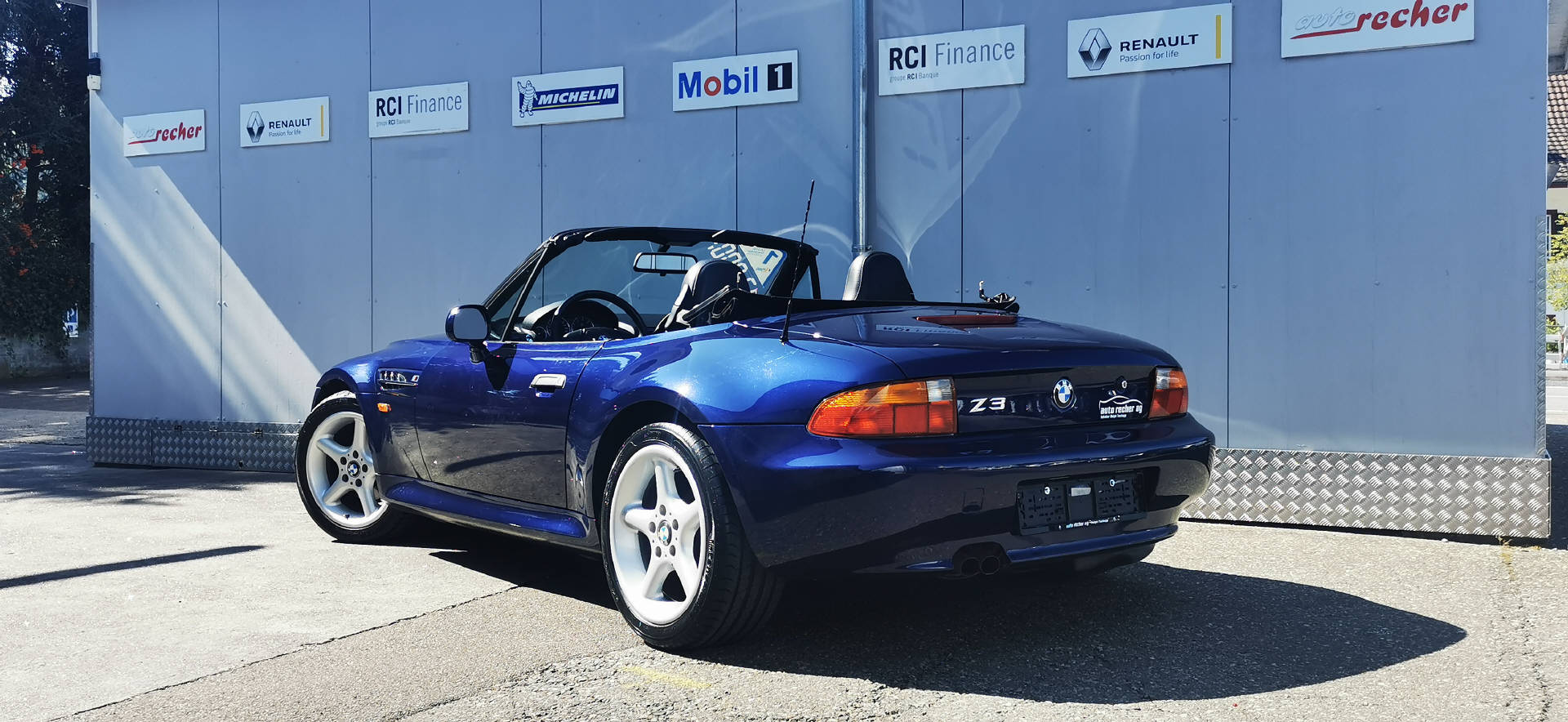 BMW Z3 2.8i Roadster-image-2