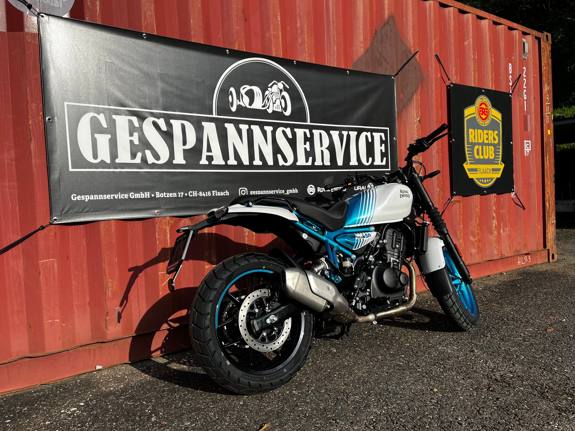 ROYAL ENFIELD Guerrilla 450 Top-image-2