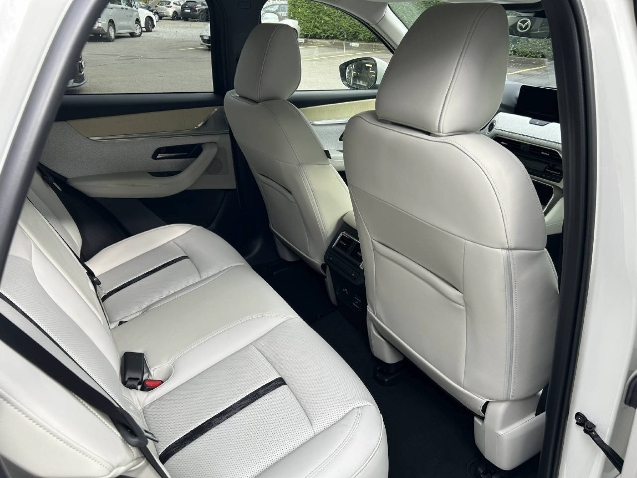 MAZDA CX-60 2.5 PHEV Takumi-image-11