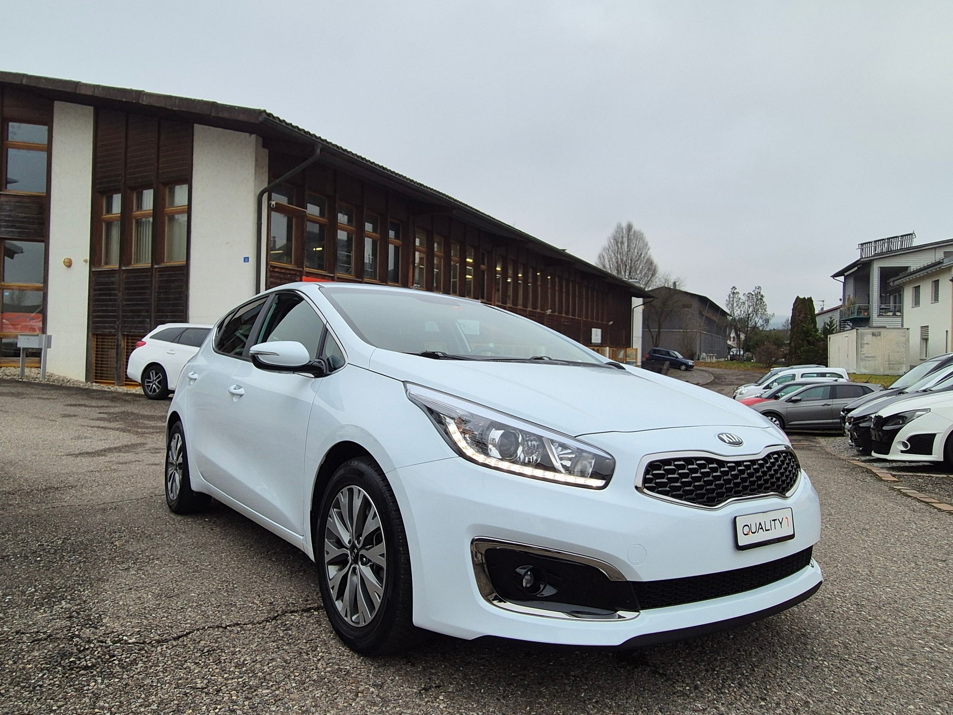 KIA Cee'd Sportswagon 1.6 GDi Swiss Champion DCT-image-17