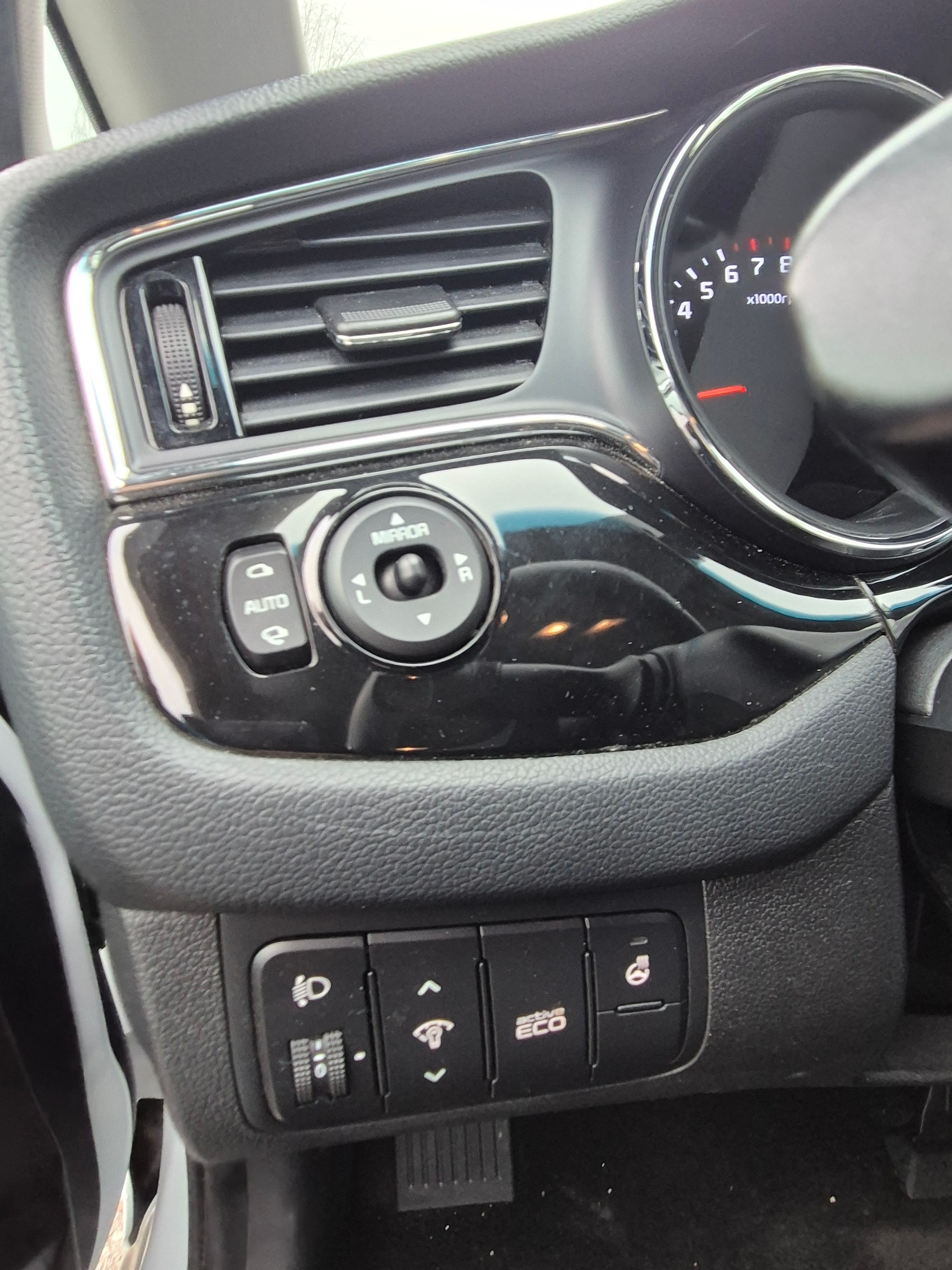 KIA Cee'd Sportswagon 1.6 GDi Swiss Champion DCT-image-10