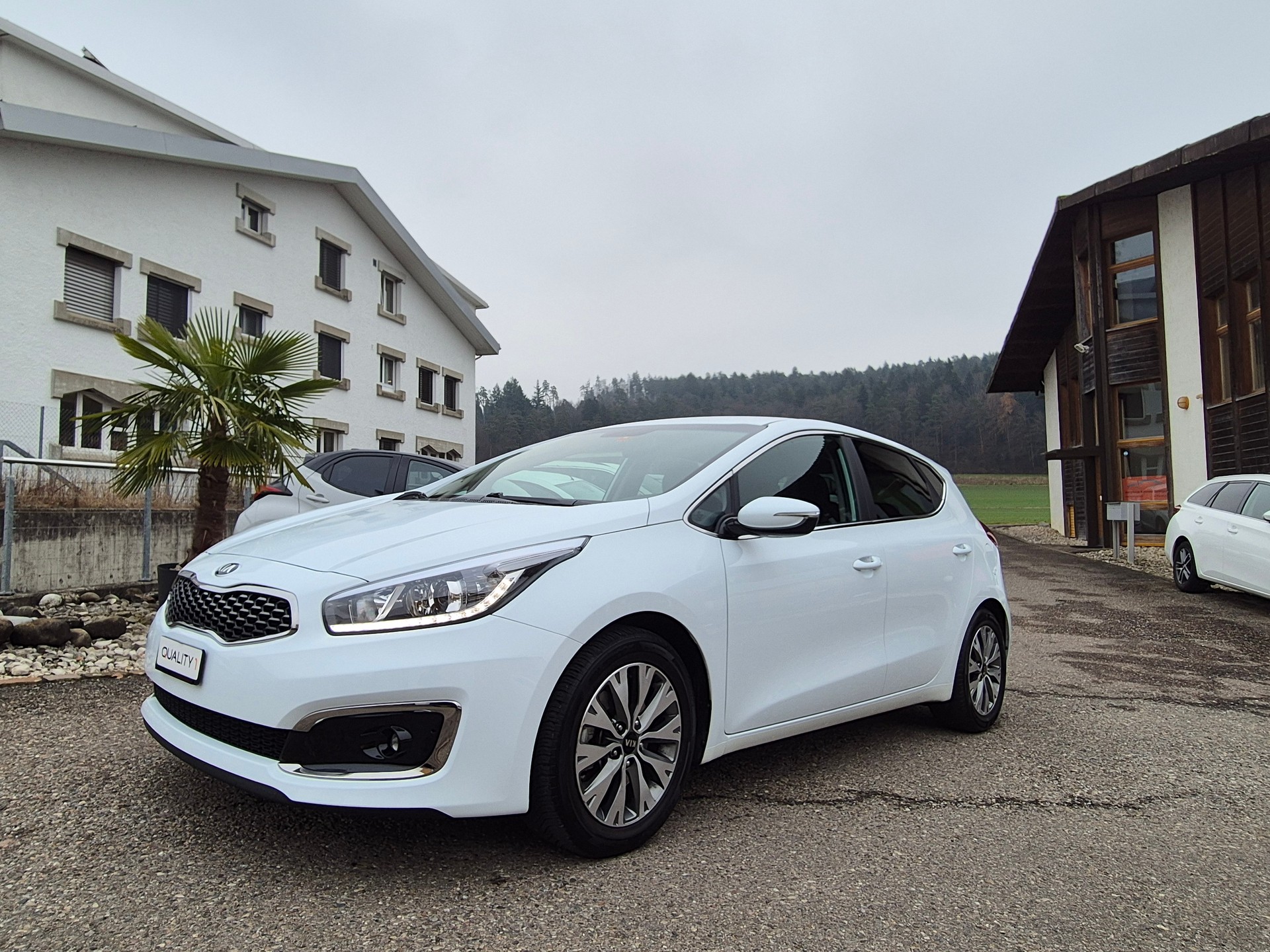 KIA Cee'd Sportswagon 1.6 GDi Swiss Champion DCT-image-15