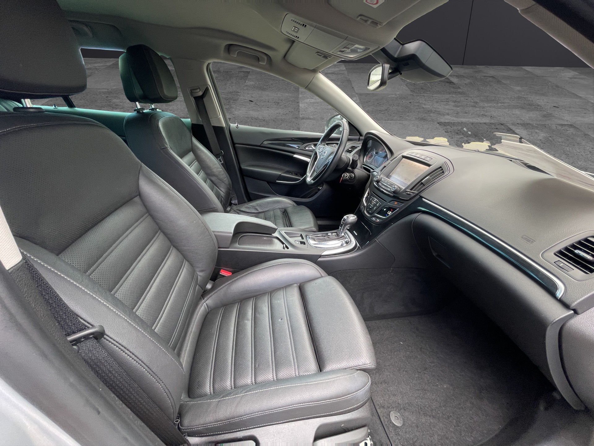OPEL Insignia Sports Tourer 2.0 CDTI Cosmo Automatic-image-12
