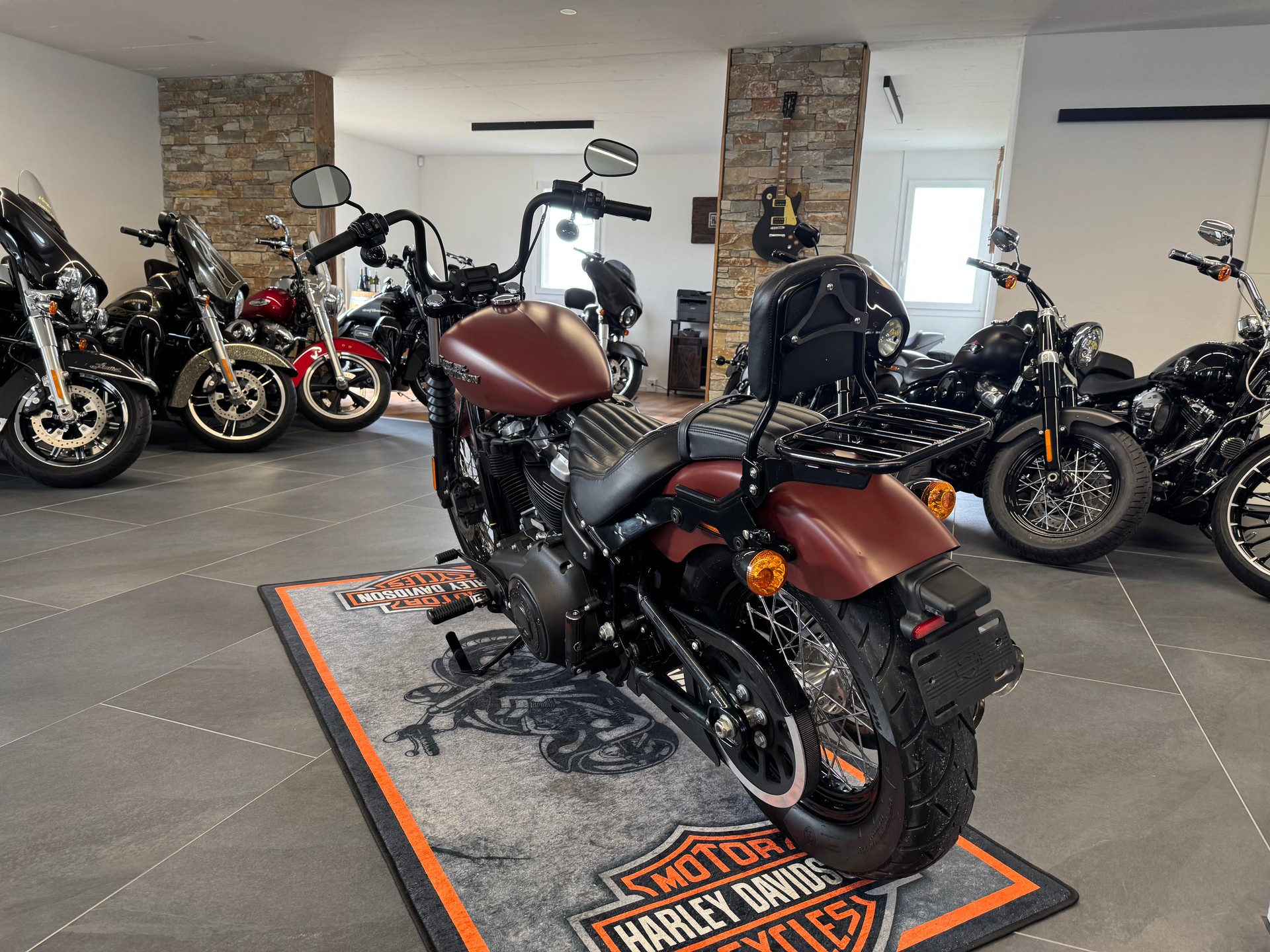 HARLEY-DAVIDSON FXBB Street Bob 107 ABS-image-3