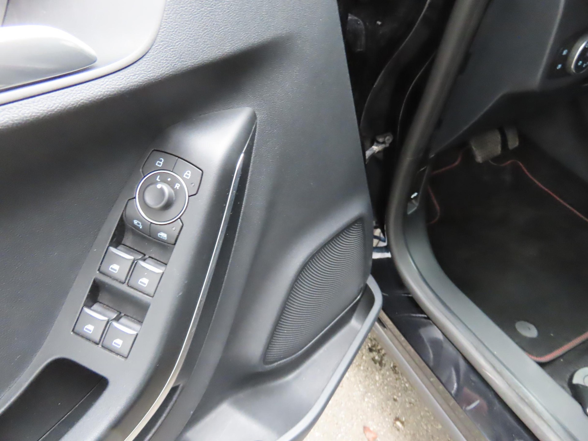 FORD Puma 1.0 EcoB Hybrid 125 ST-Line X-image-6