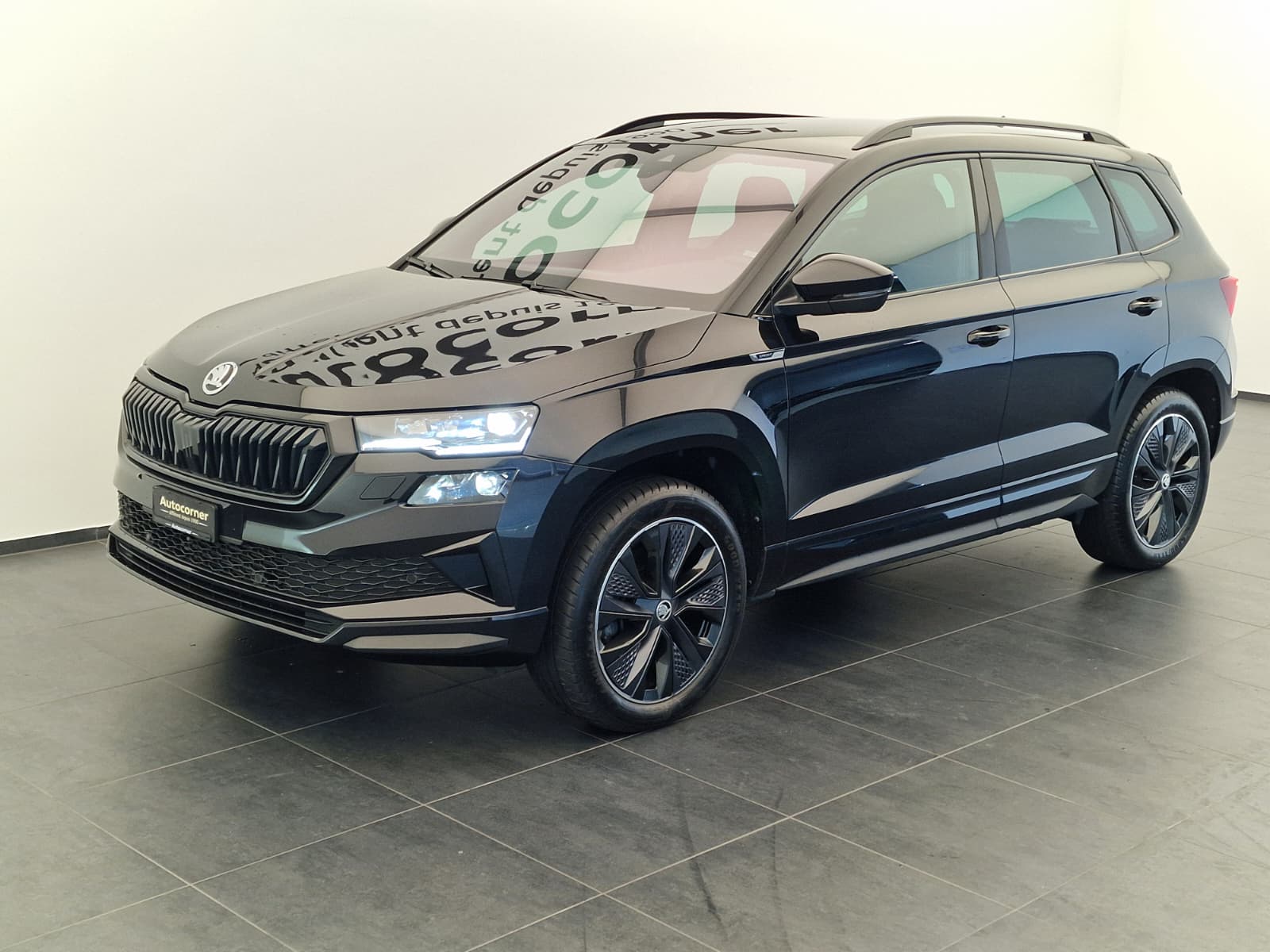 SKODA Karoq 2.0 TSI SportLine 4x4 DSG-showroom-element-2