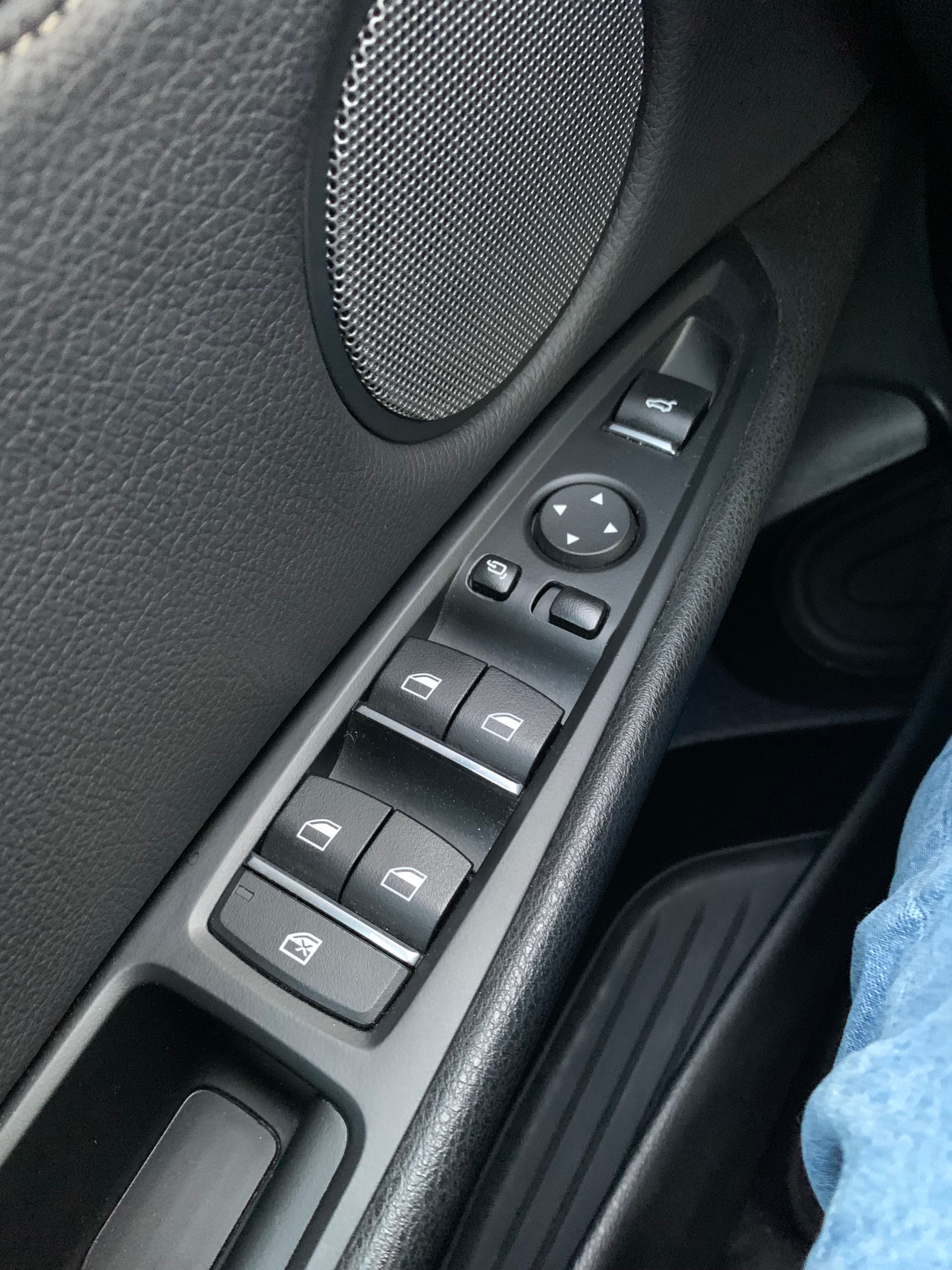 BMW X5 xDrive 40d Pure M Sport Plus Steptronic-image-12