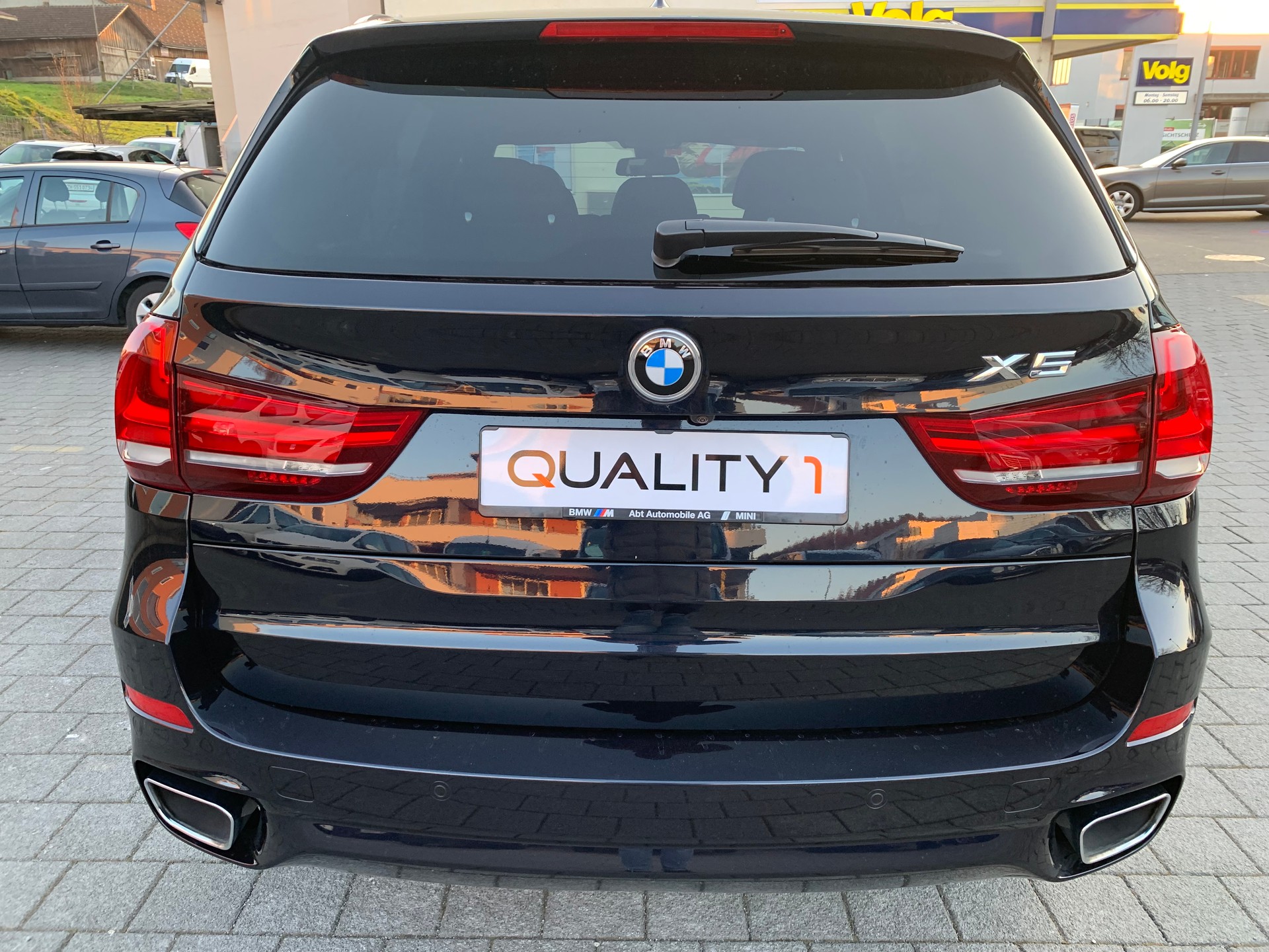 BMW X5 xDrive 40d Pure M Sport Plus Steptronic-image-5