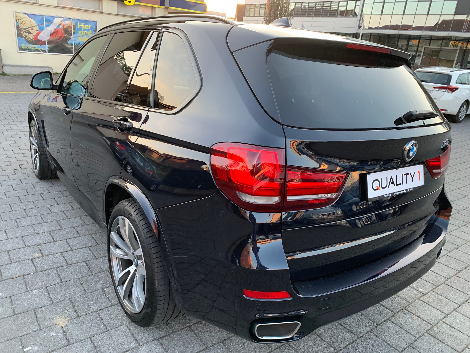 BMW X5 xDrive 40d Pure M Sport Plus Steptronic-image-3