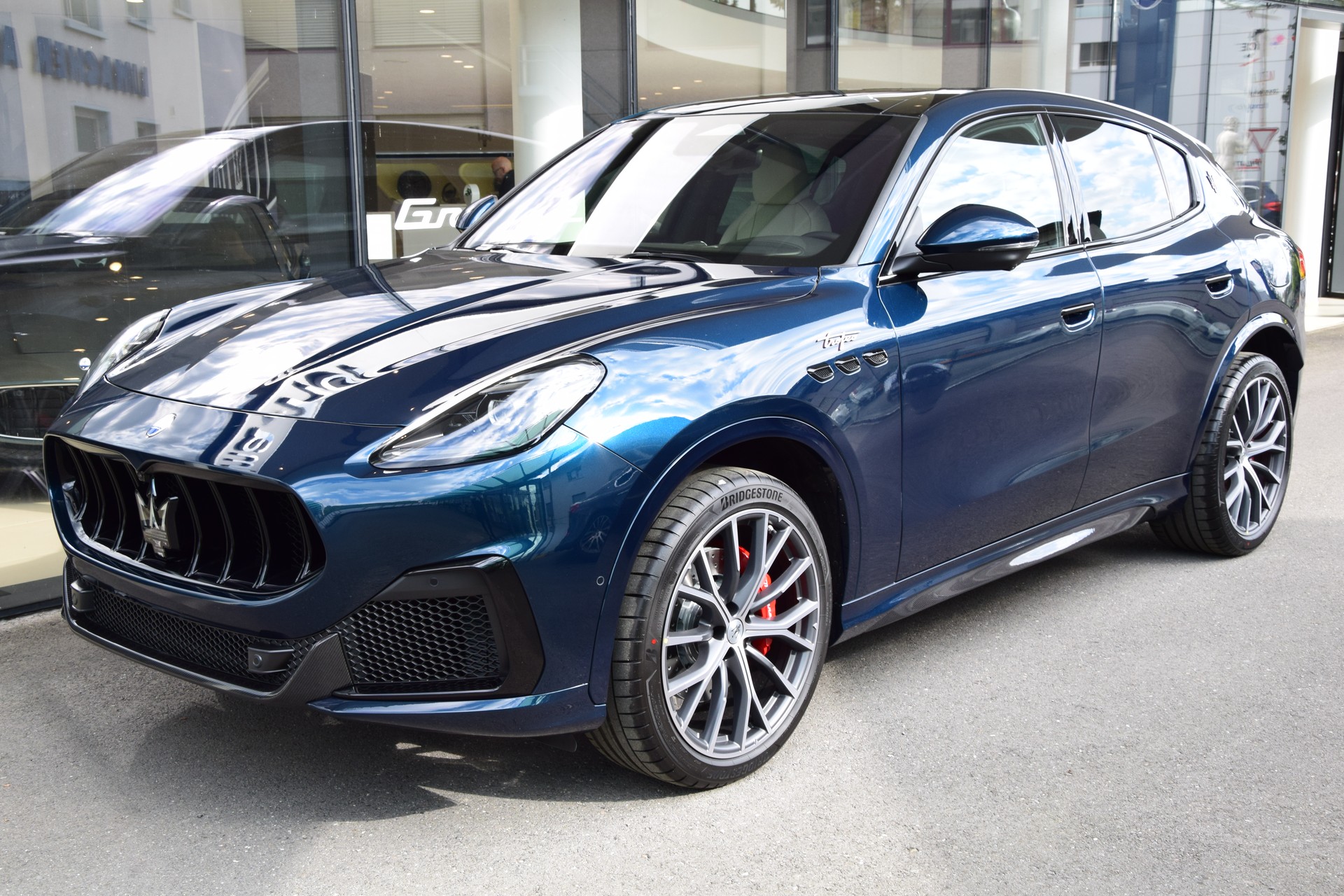 MASERATI Grecale 3.0 Trofeo Automatica-showroom-element-1