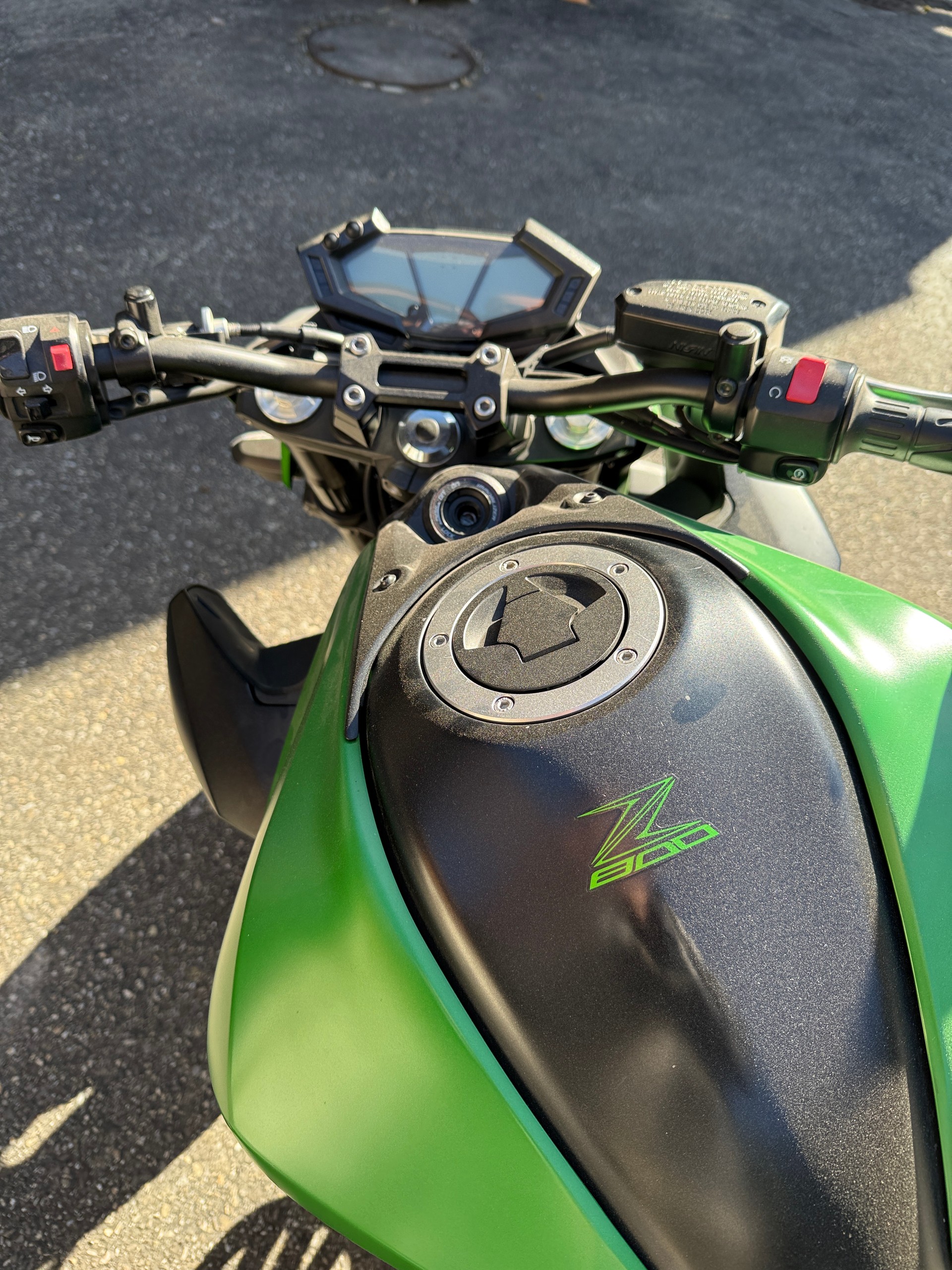 KAWASAKI Z 800 e version ABS-image-2