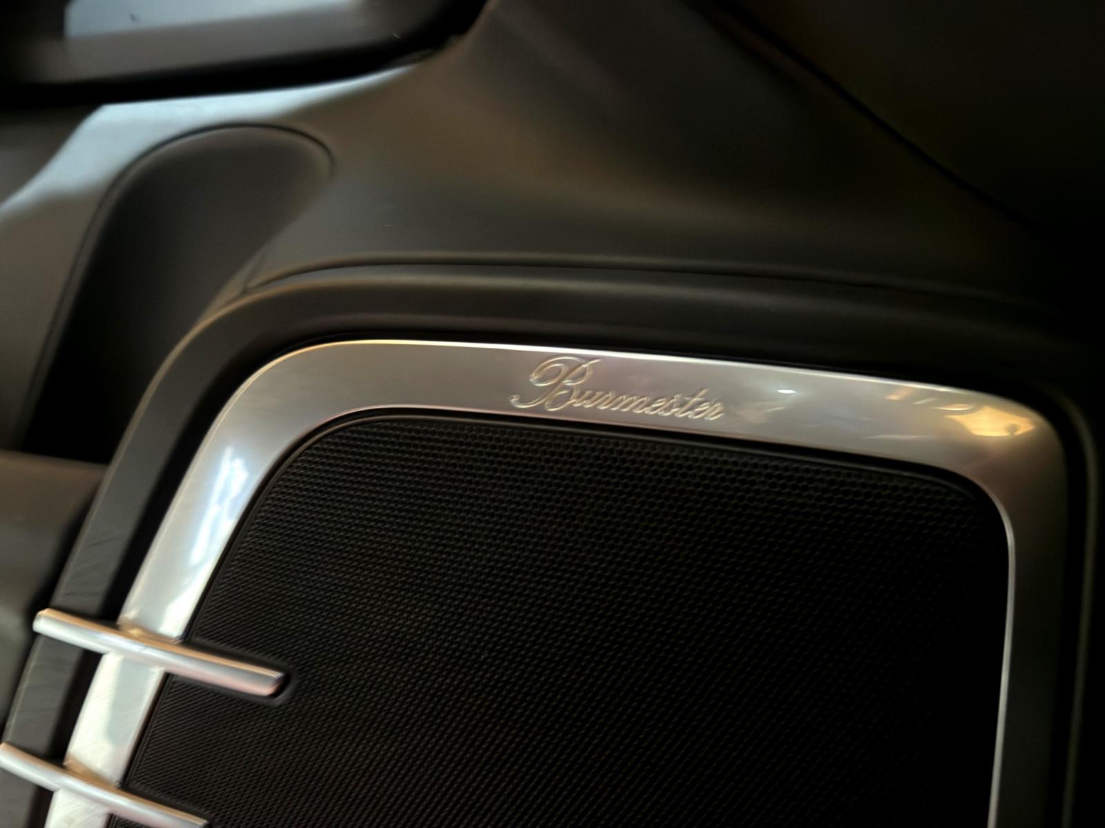 PORSCHE Cayenne Turbo-image-20