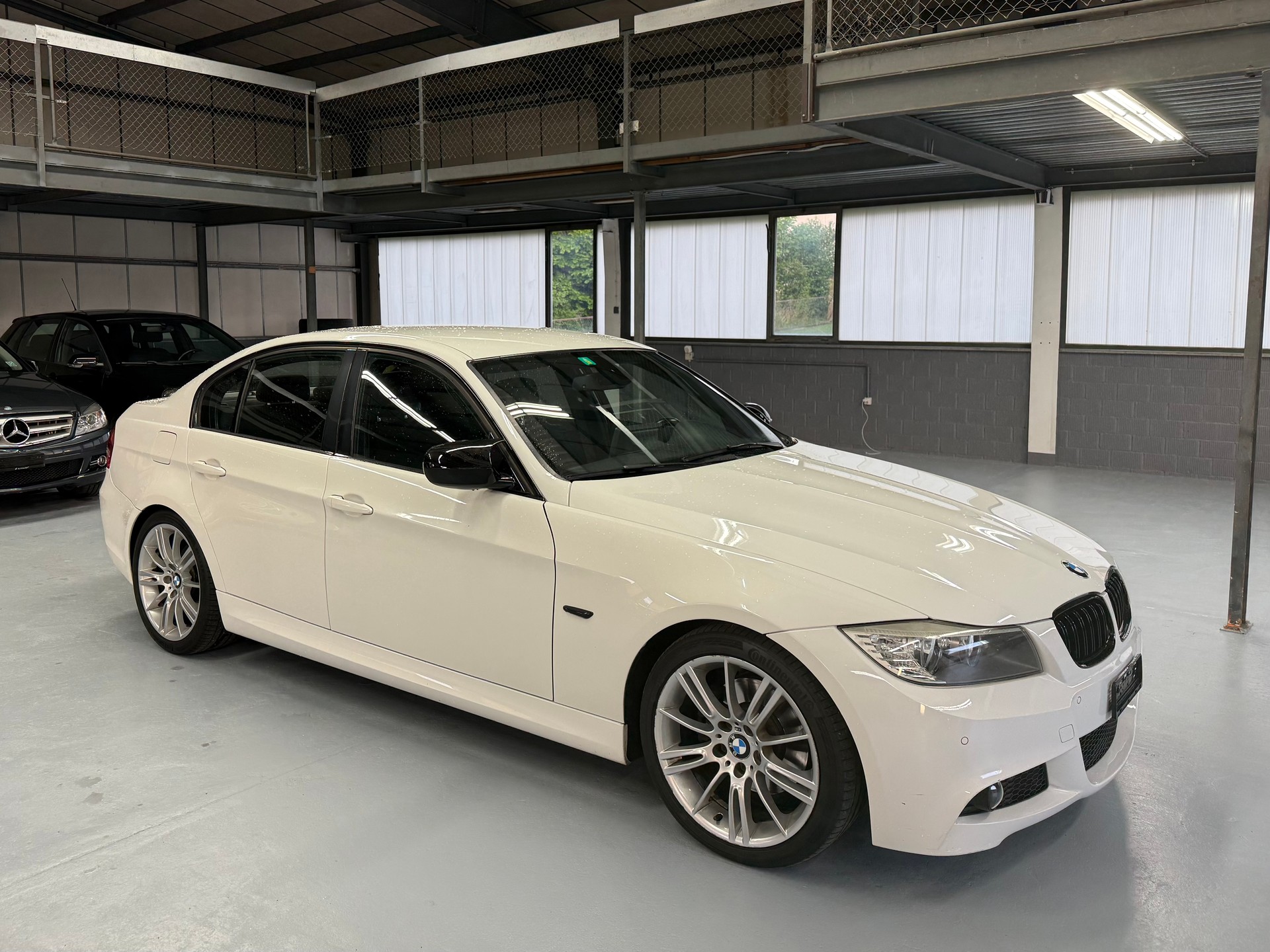 BMW 325i M Paket *MFK 2026*