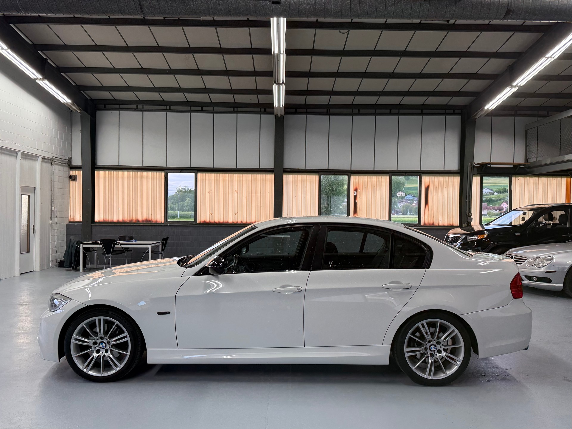 BMW 325i M Paket *MFK 2026*-image-5