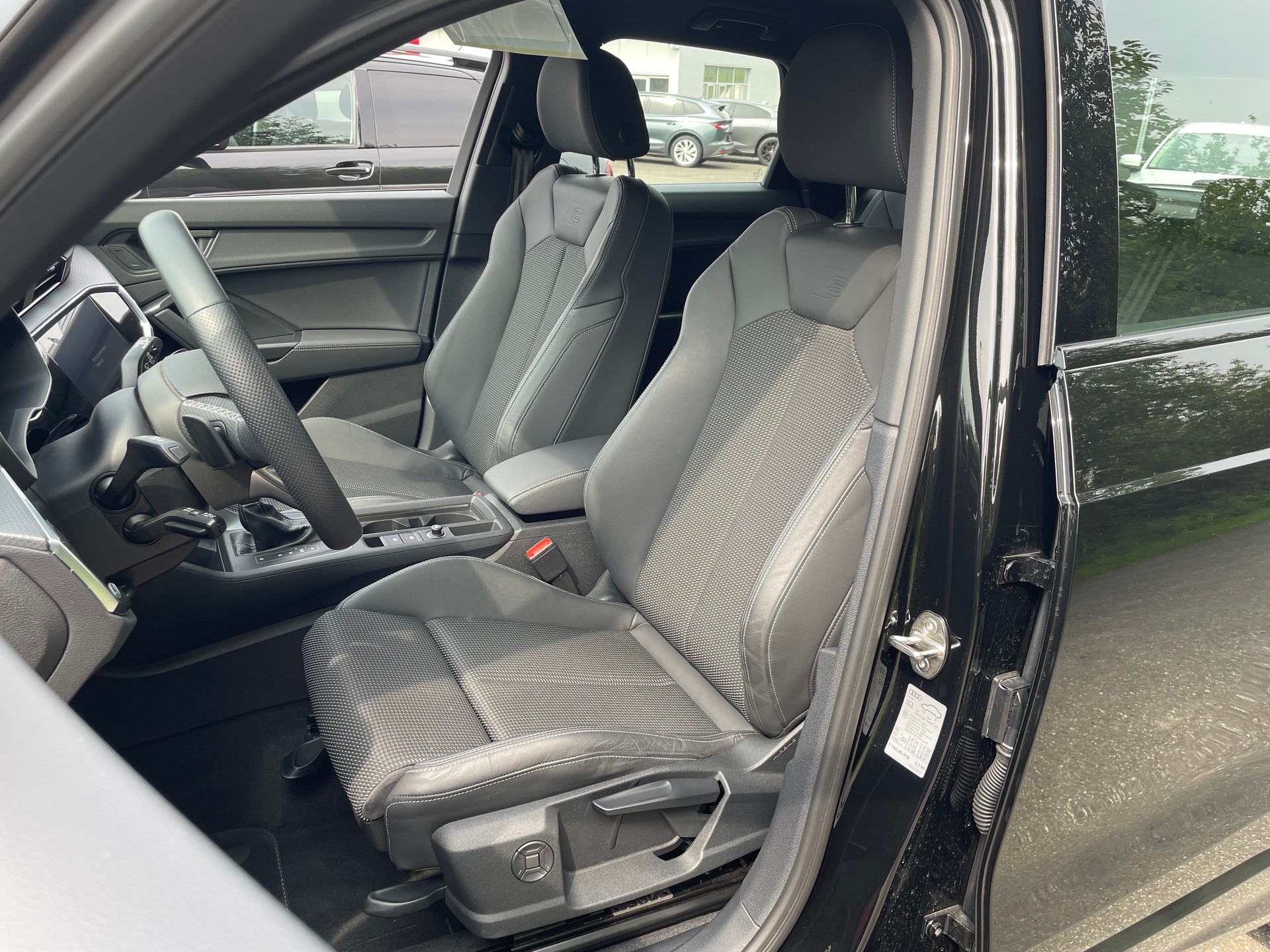 AUDI Q3 35 TFSI advanced Attraction S-tronic-image-7