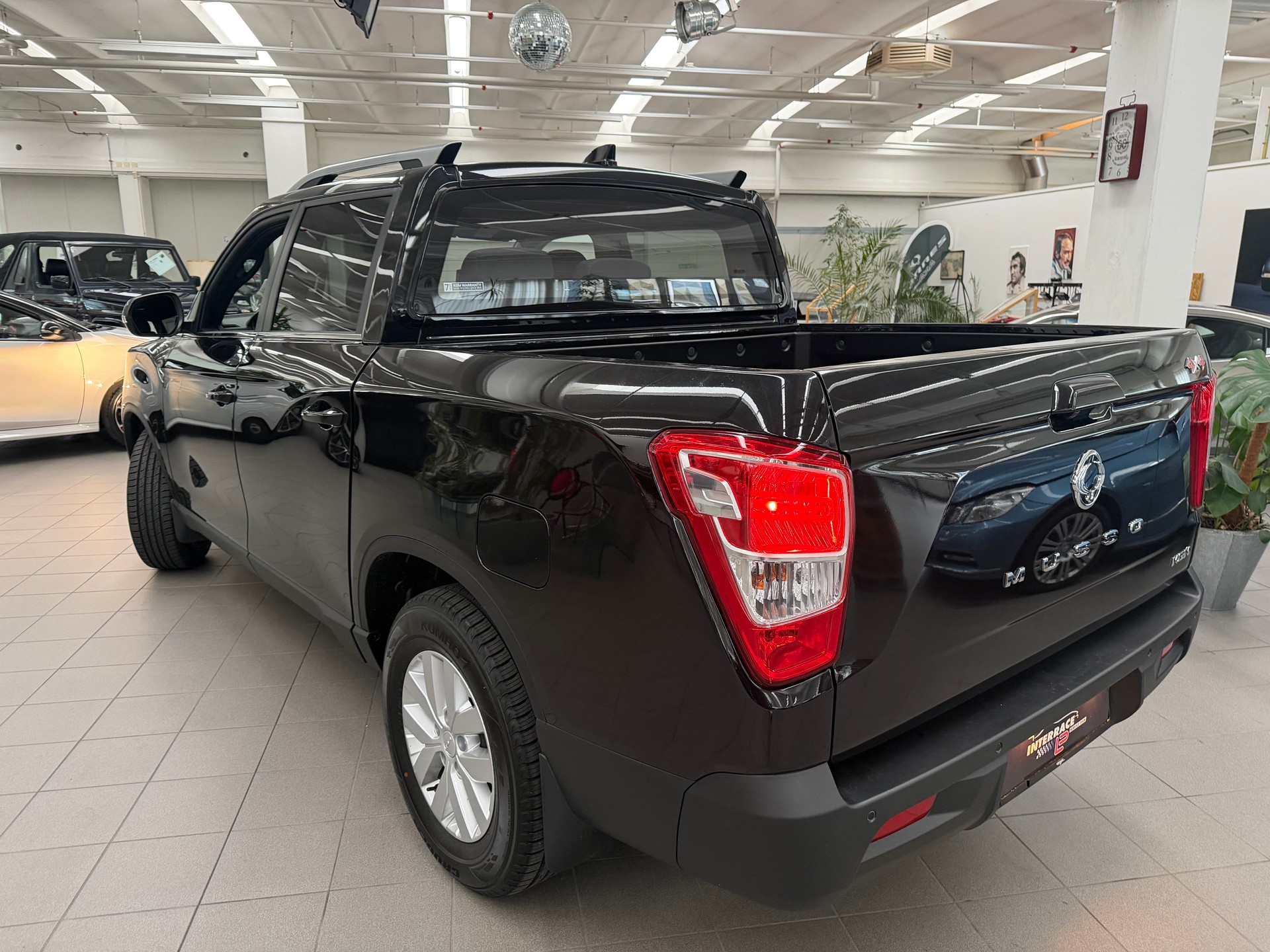 KGM-SsangYong Musso 2.2 Platinum 4WD A-image-2