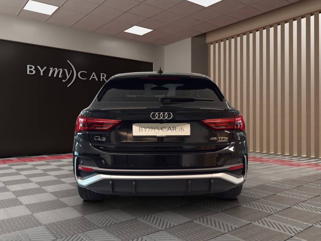 AUDI Q3 Sportback 45 TFSI S line quattro S-tronic-image-13