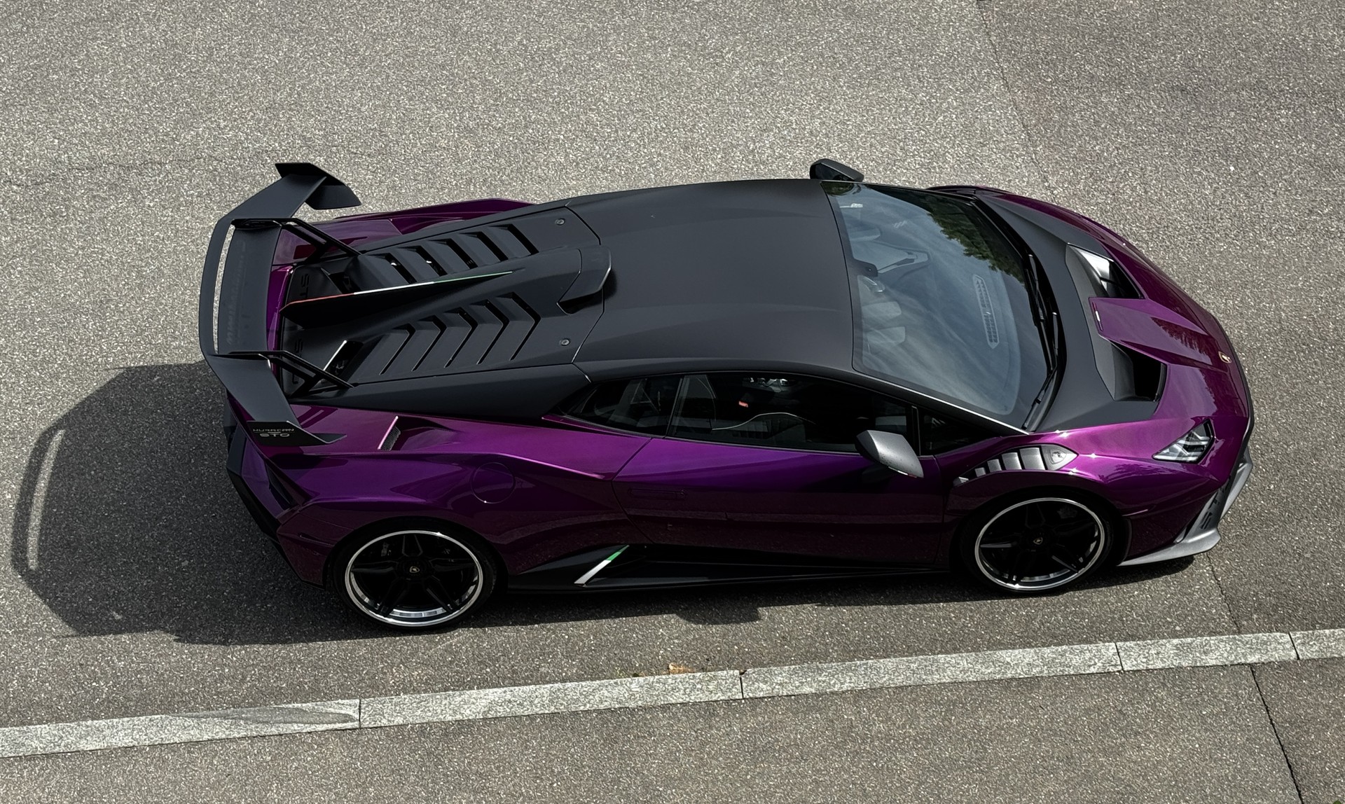 LAMBORGHINI Huracan STO Coupé DCT RWD ONE of ONE-image-2