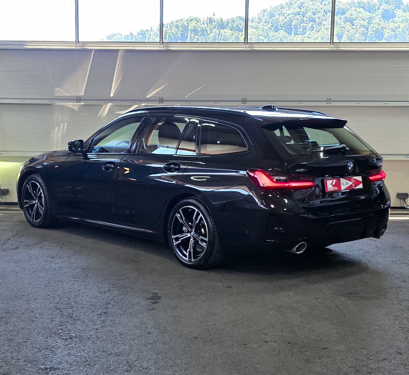 BMW 330i Touring xDrive Steptronic M Sport *SpeedControl*Sitzheizung*Rückfahrkamera*Ambiente*CarPlay/AndroidAuto*-showroom-element-2