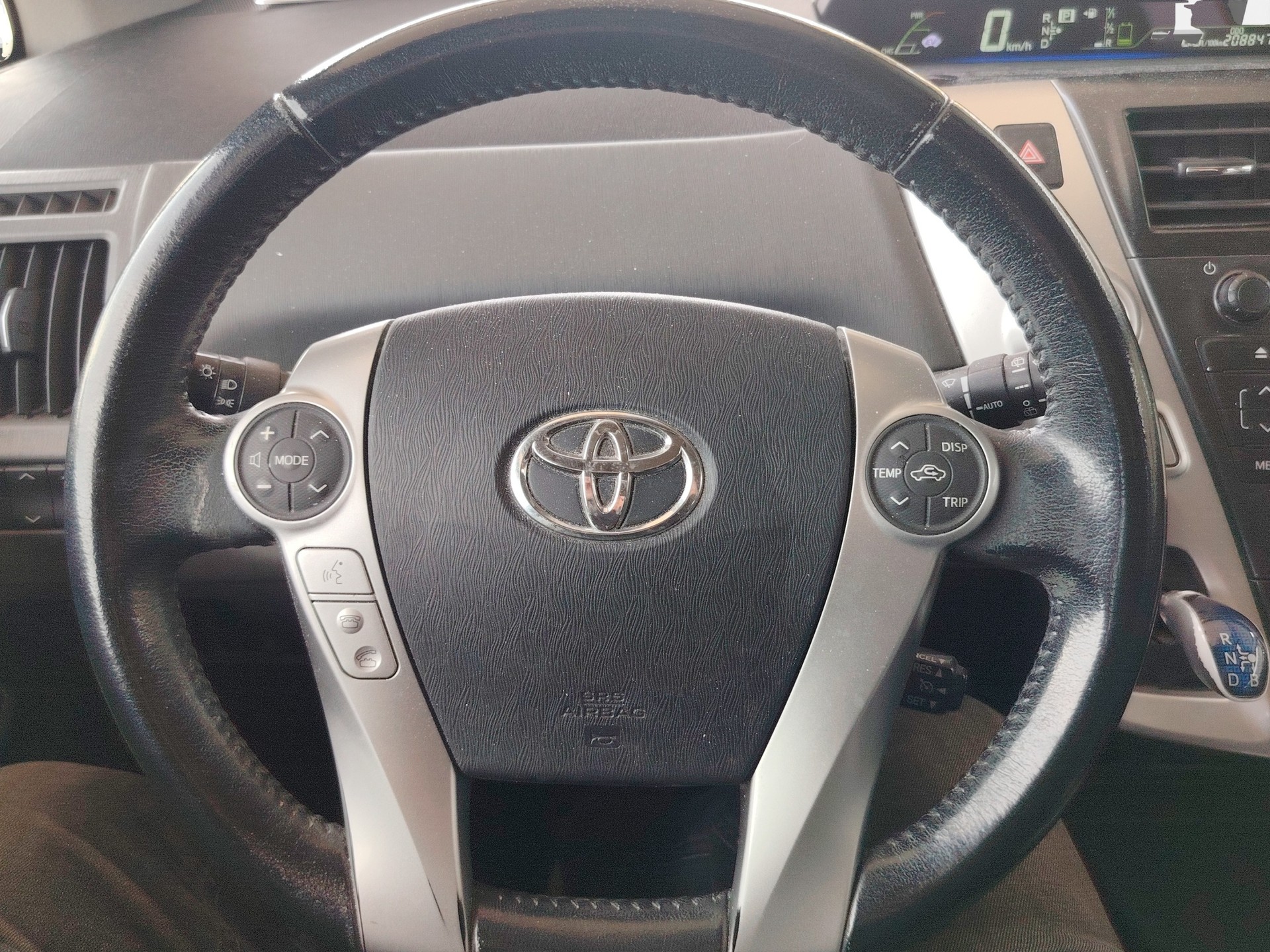 TOYOTA Prius+ 1.8 VVT-i HSD Sol-image-9