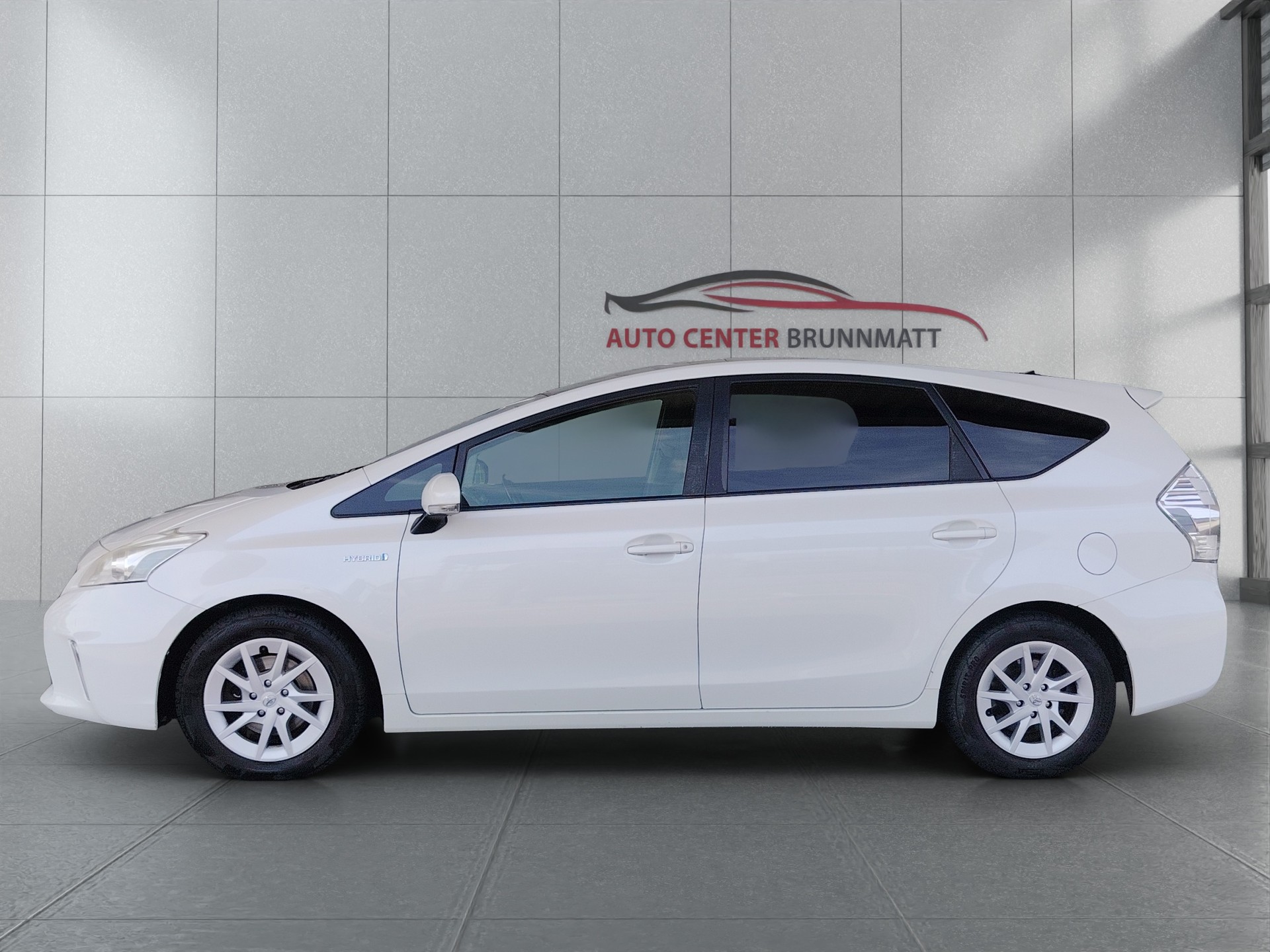 TOYOTA Prius+ 1.8 VVT-i HSD Sol-image-3