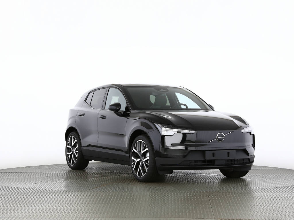 VOLVO EX 30 P8 Plus AWD-image-13