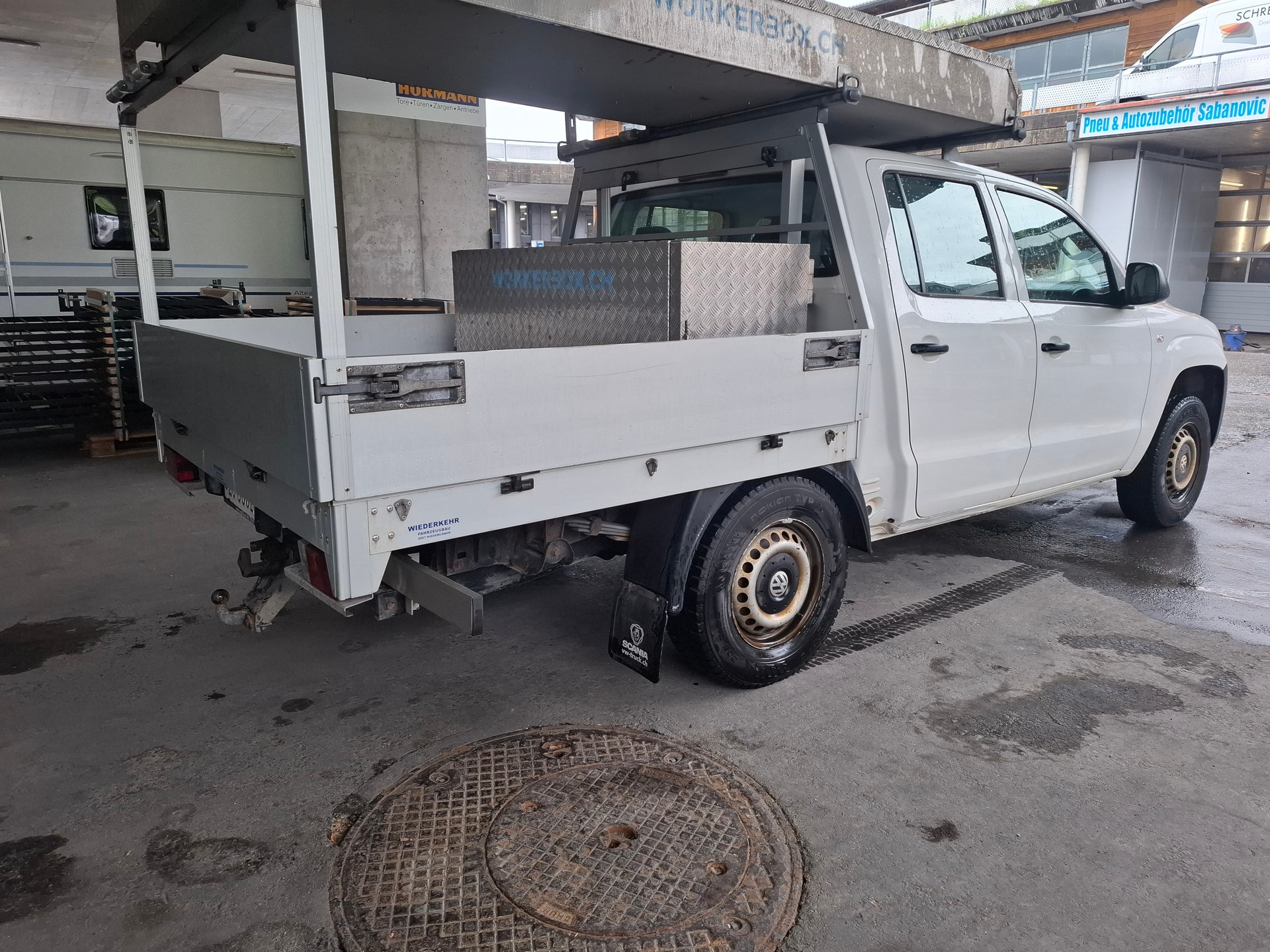VW Amarok 2.0 BiTDI Startline 4Motion permanent A-image-2
