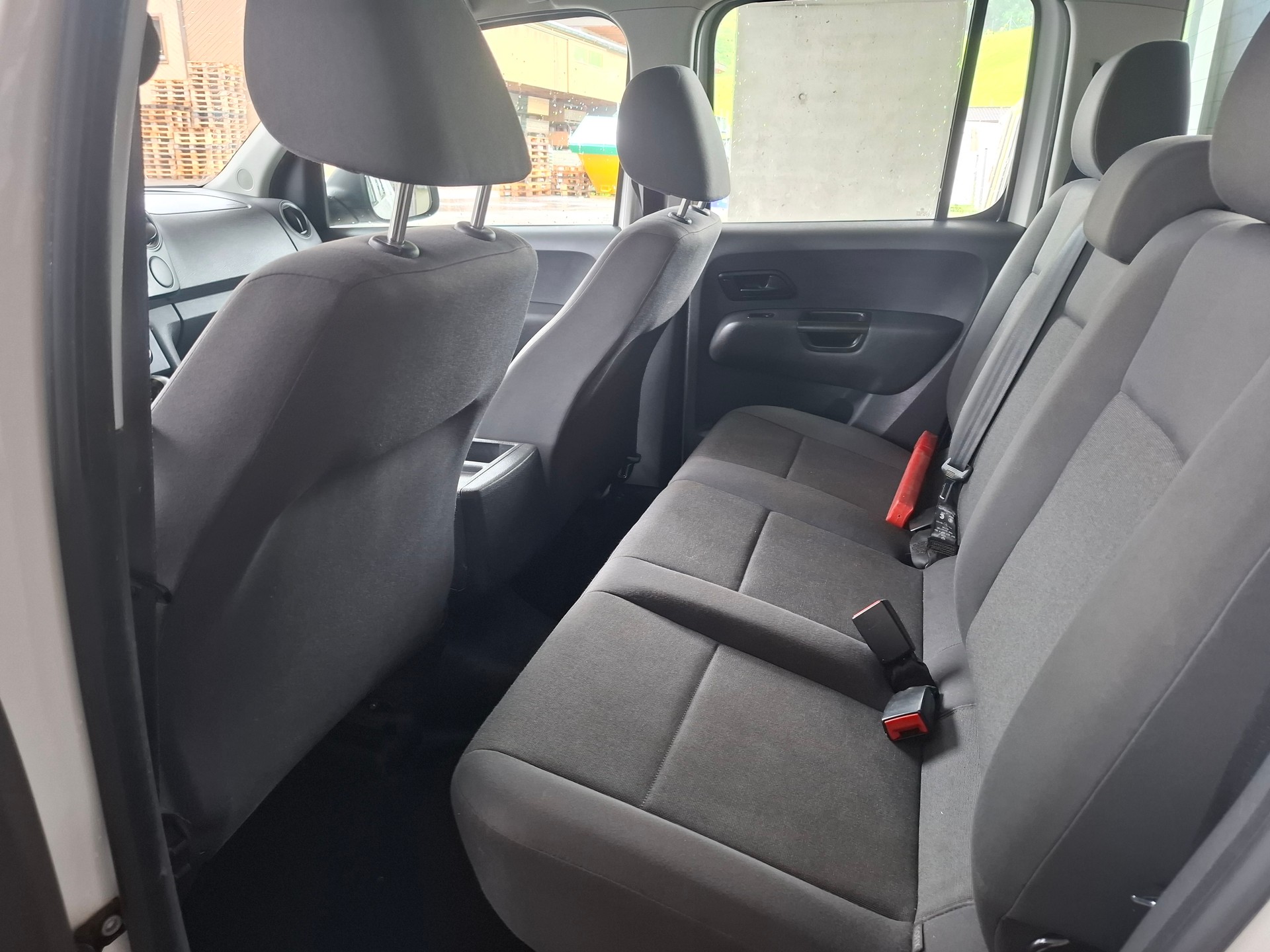 VW Amarok 2.0 BiTDI Startline 4Motion permanent A-image-7